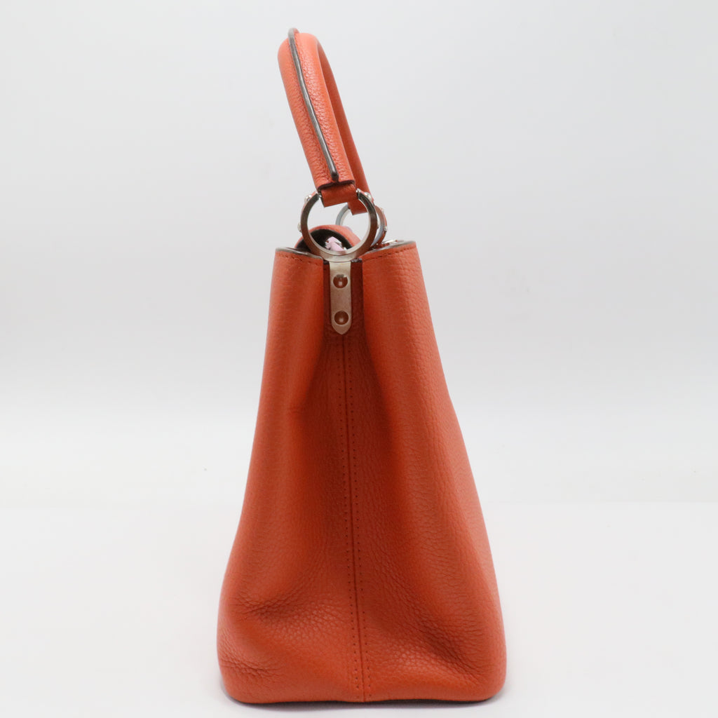 Taurillon Leather Capucines MM Twins