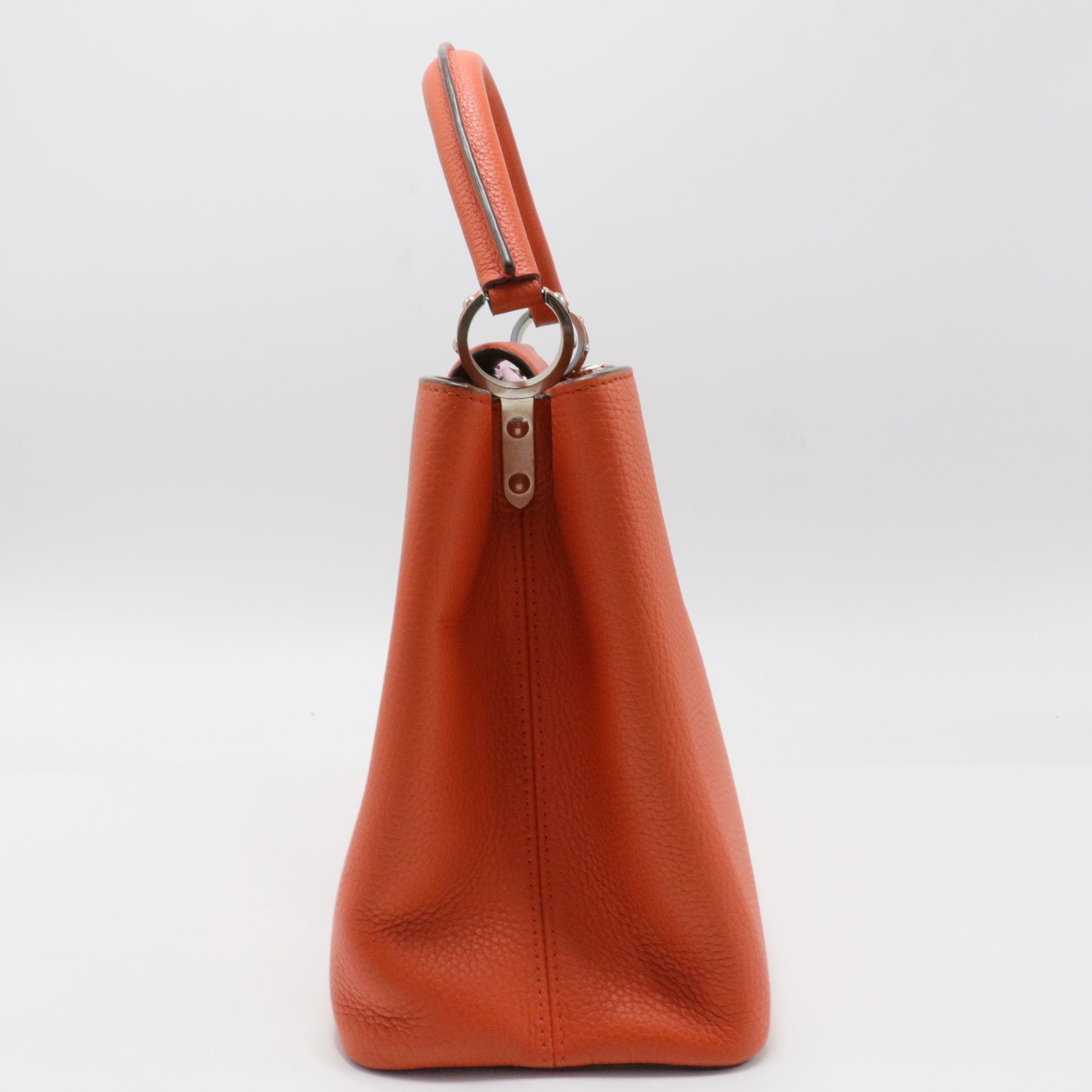 Taurillon Leather Capucines MM Twins