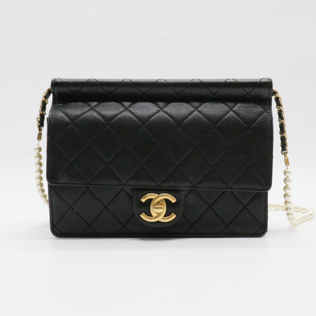 Chic Pearls Flap Bag Quilted Lambskin Small