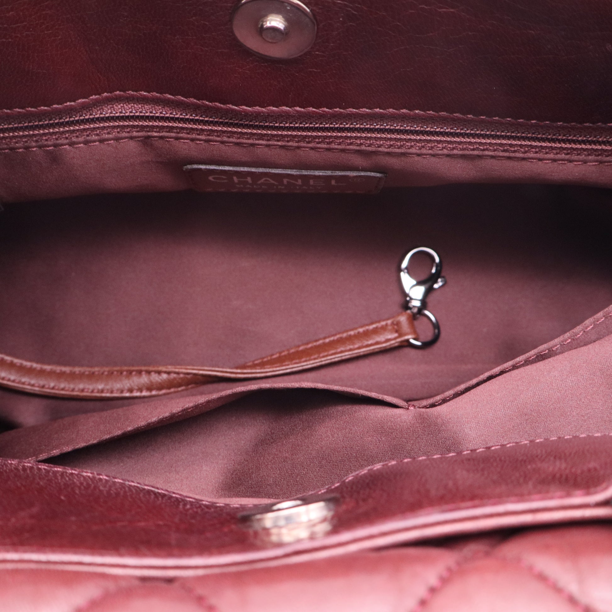 Maxi Quilted Lambskin 3 Tote satchel twins
