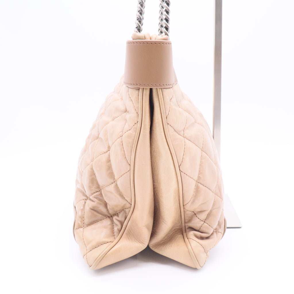 City CC Shopper Tote in Neutral, Leather