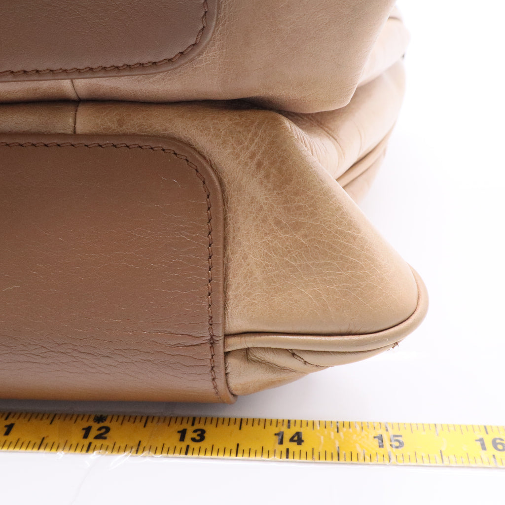 City CC Shopper Tote in Neutral, Leather