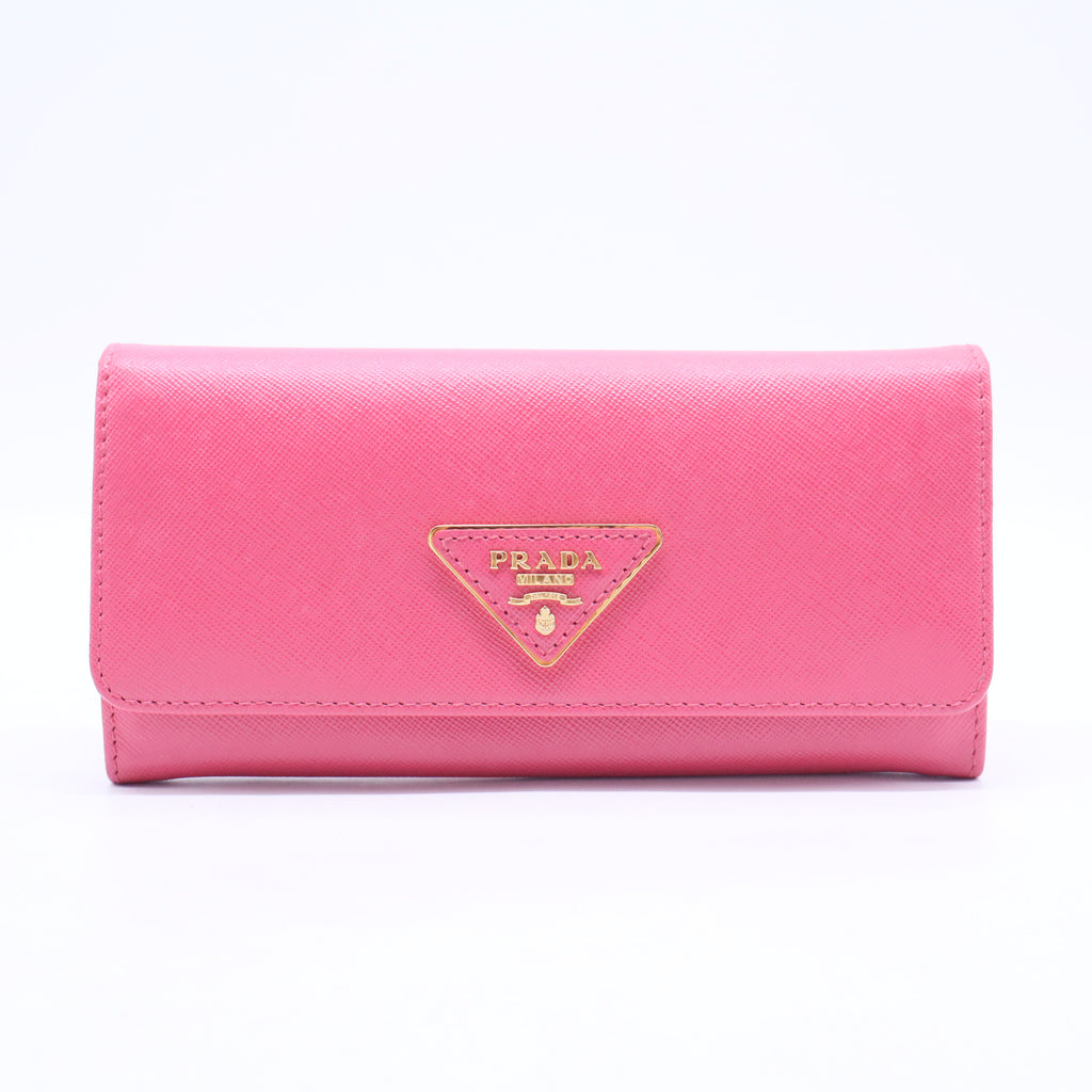 Saffiano Lux Leather Continental Wallet W20356