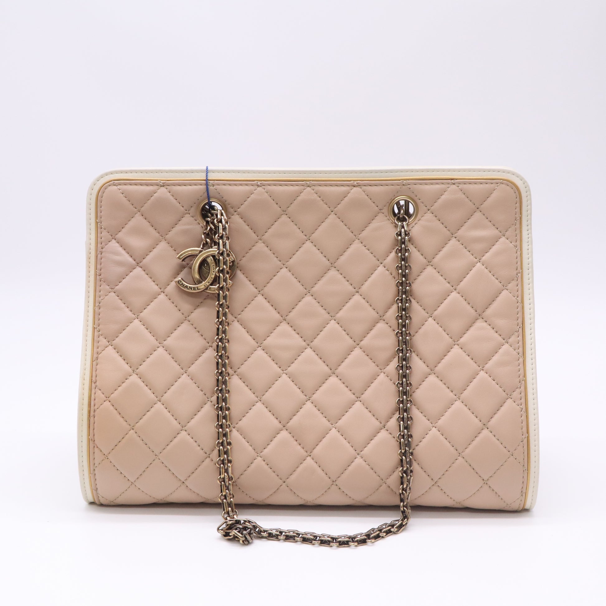 Timeless CC Shopping Tote Lambskin Medium Twins LDJ5014