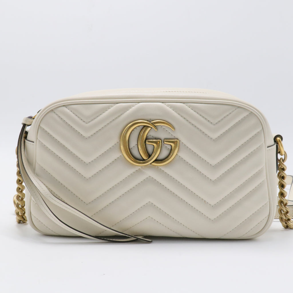 GG Marmont Shoulder Bag Matelasse Leather Small