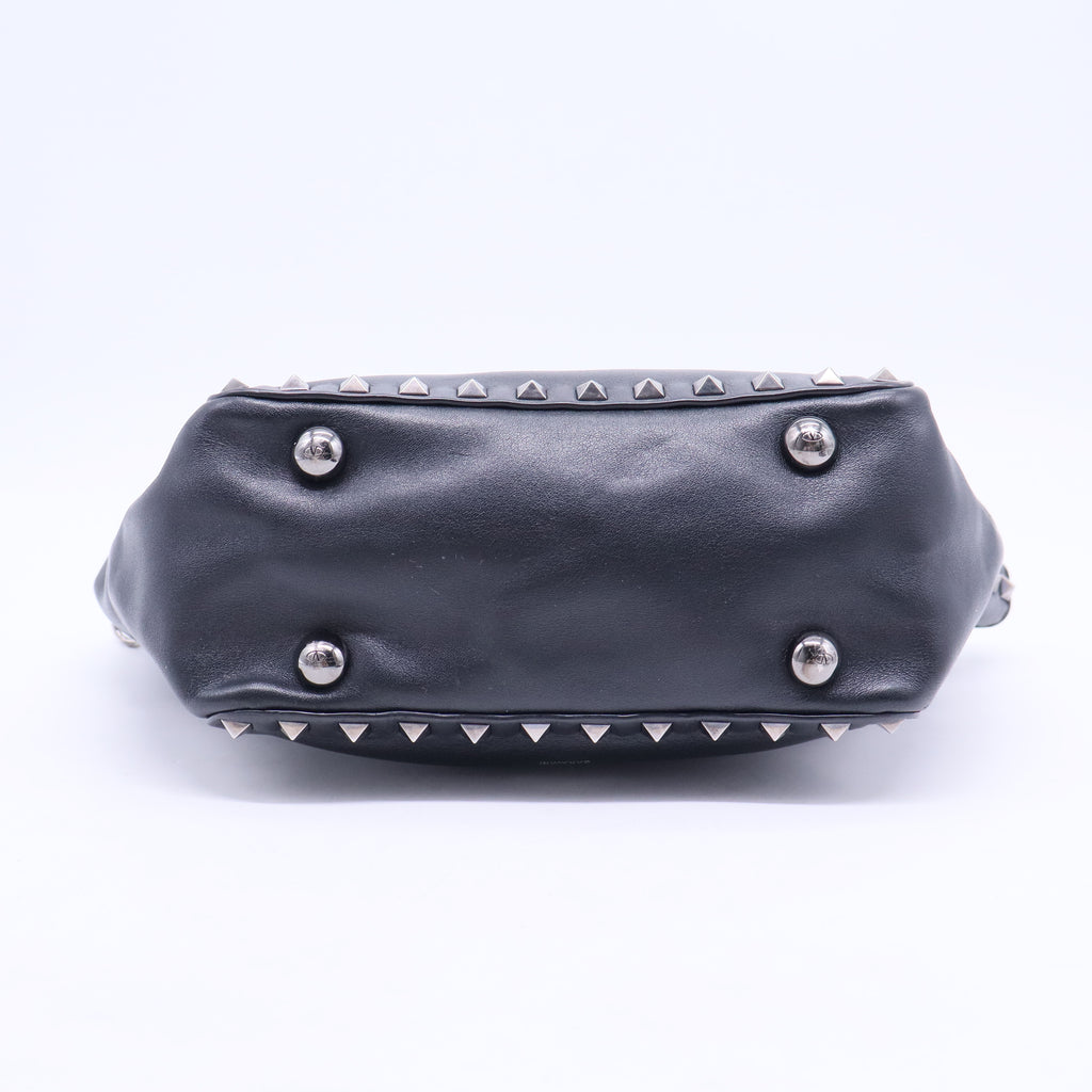 Rockstud leather crossbody bag B20180