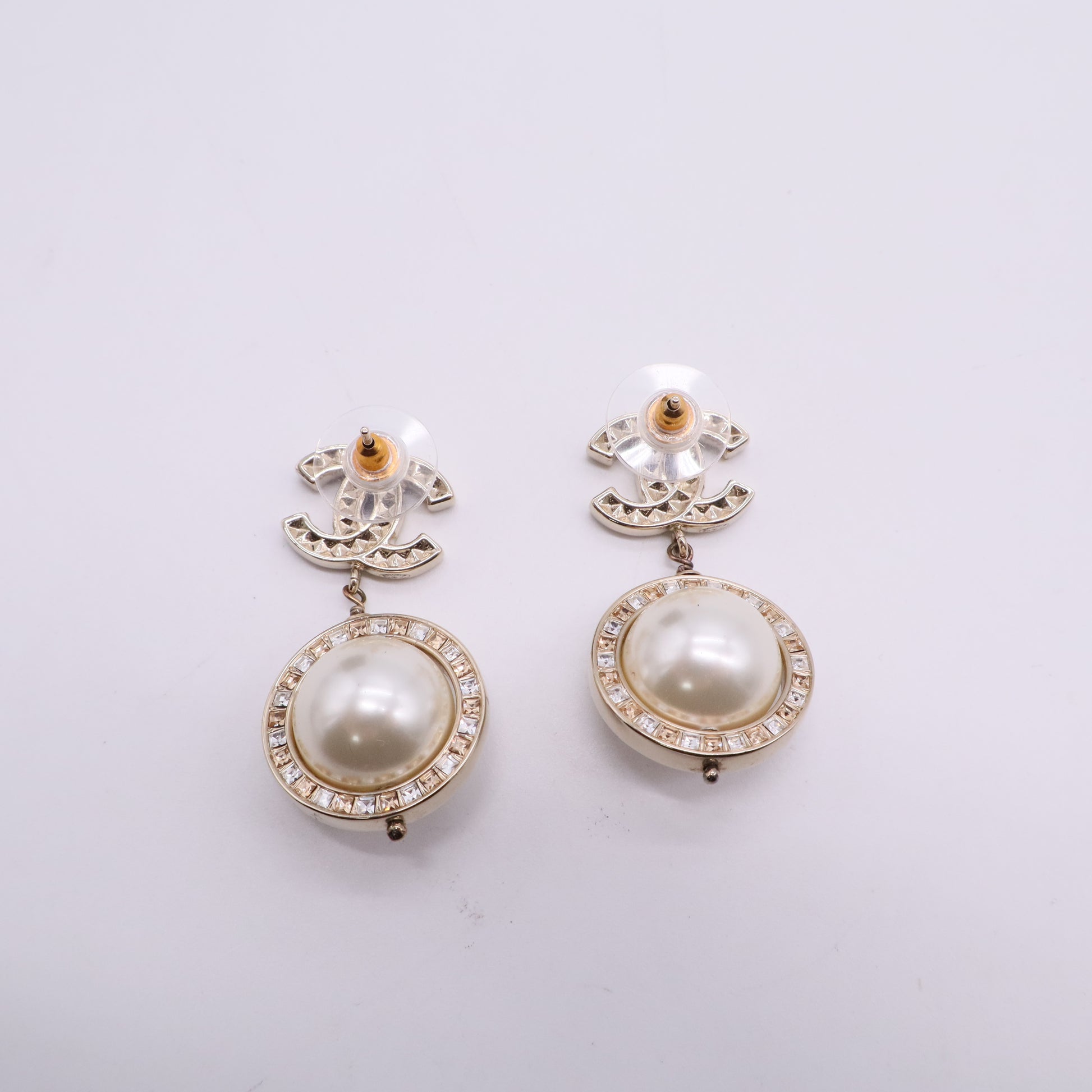 Chanel Coco Mark Pearl Rhinestone Earrings Gold Twins LDJ2862
