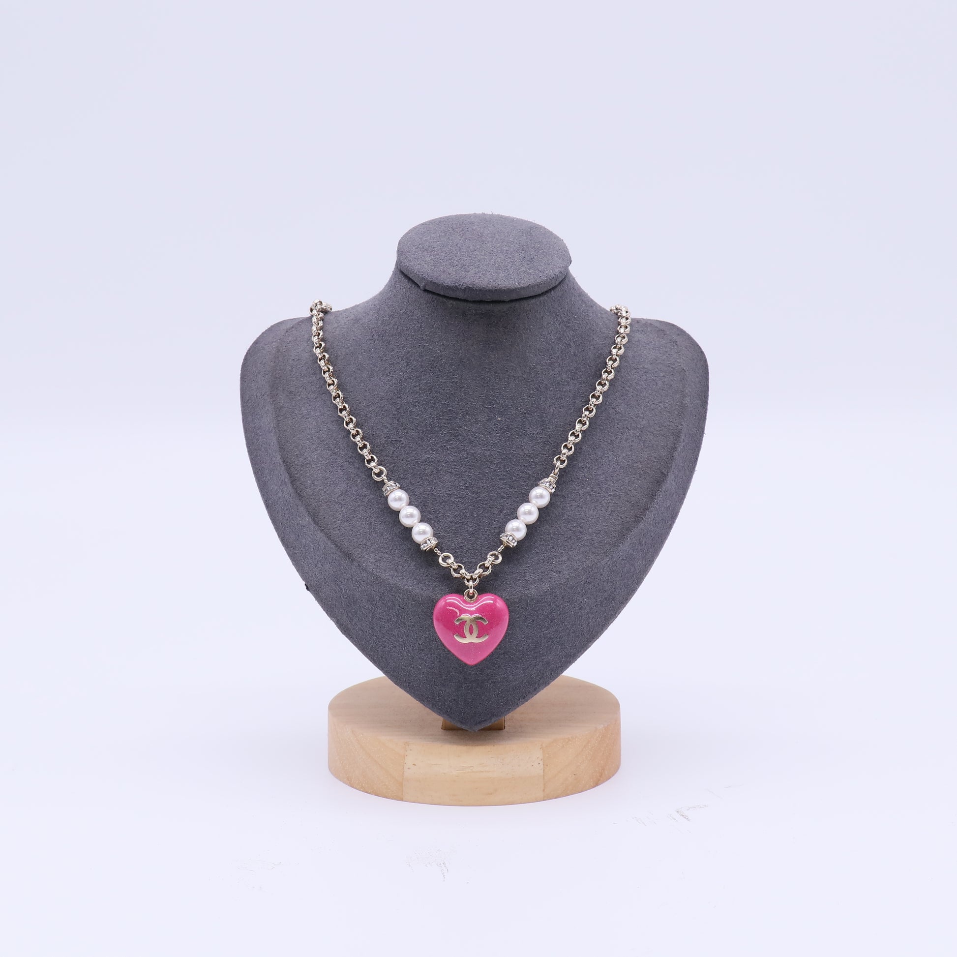 Chanel Pearl Crystal Resin CC Heart Short Necklace Pink Gold White Twins LDJ4168