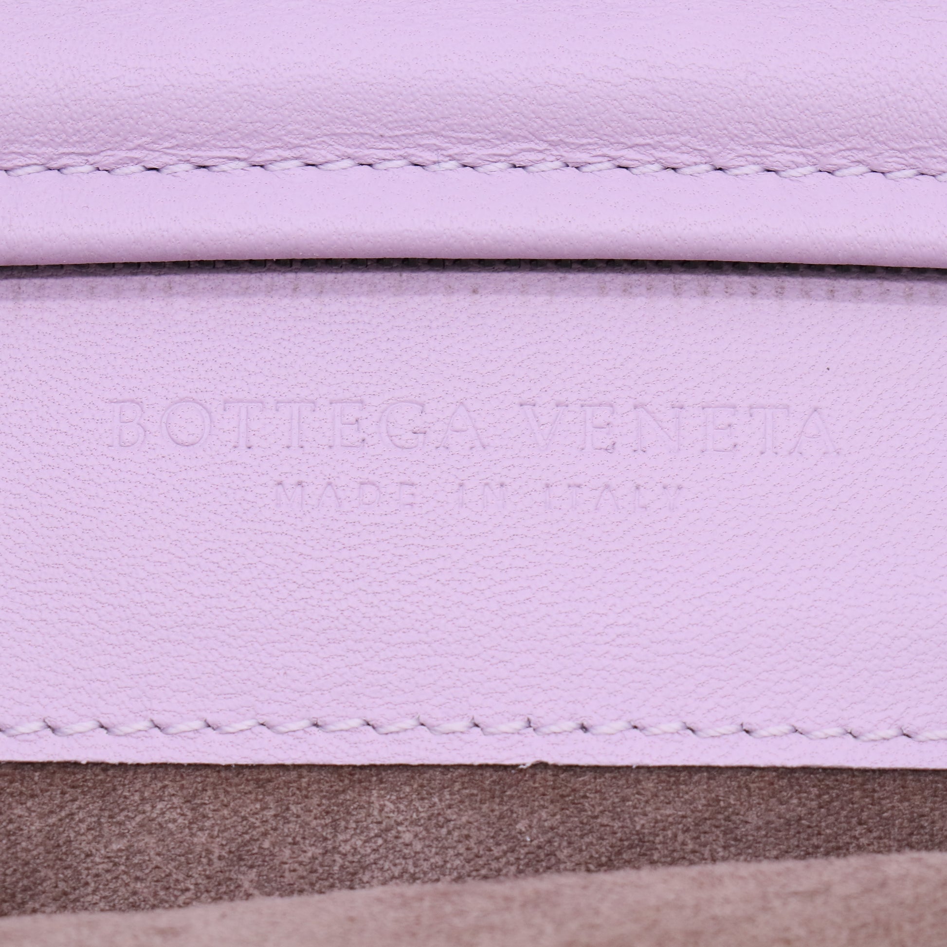 Bottega Veneta Light Purple Intrecciato Woven Leather Turnlock Clutch Bag W23060
