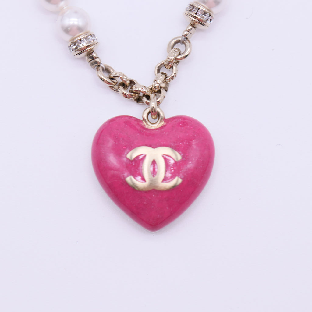 Chanel Pearl Crystal Resin CC Heart Short Necklace Pink Gold White Twins LDJ4168