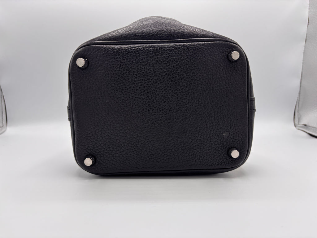 Picotin Lock 18 Black Clemence Sliver Hardware
