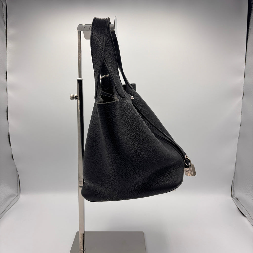 Picotin Lock 18 Black Clemence Sliver Hardware