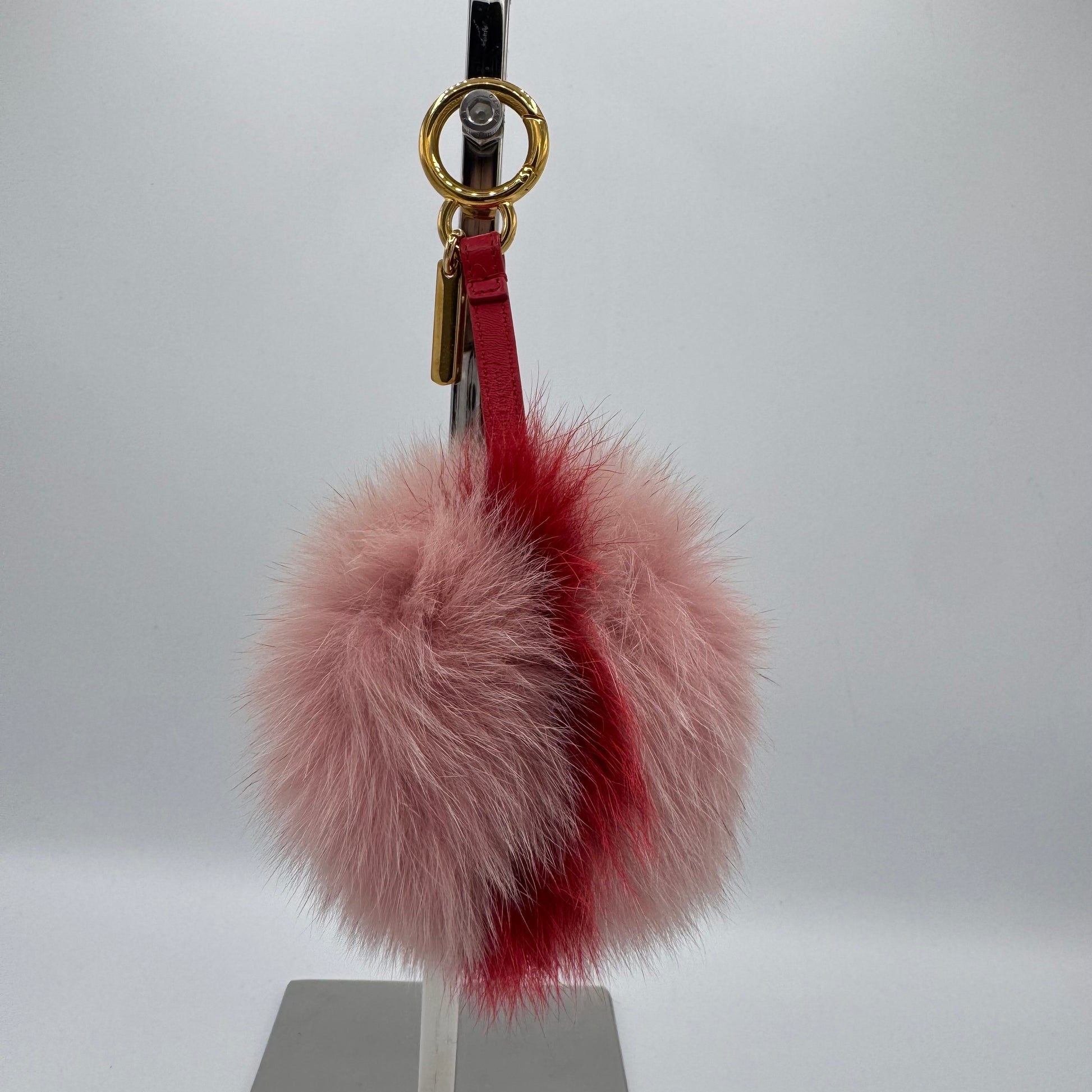 Pom Pom Bag Charm Fur Pink/Red