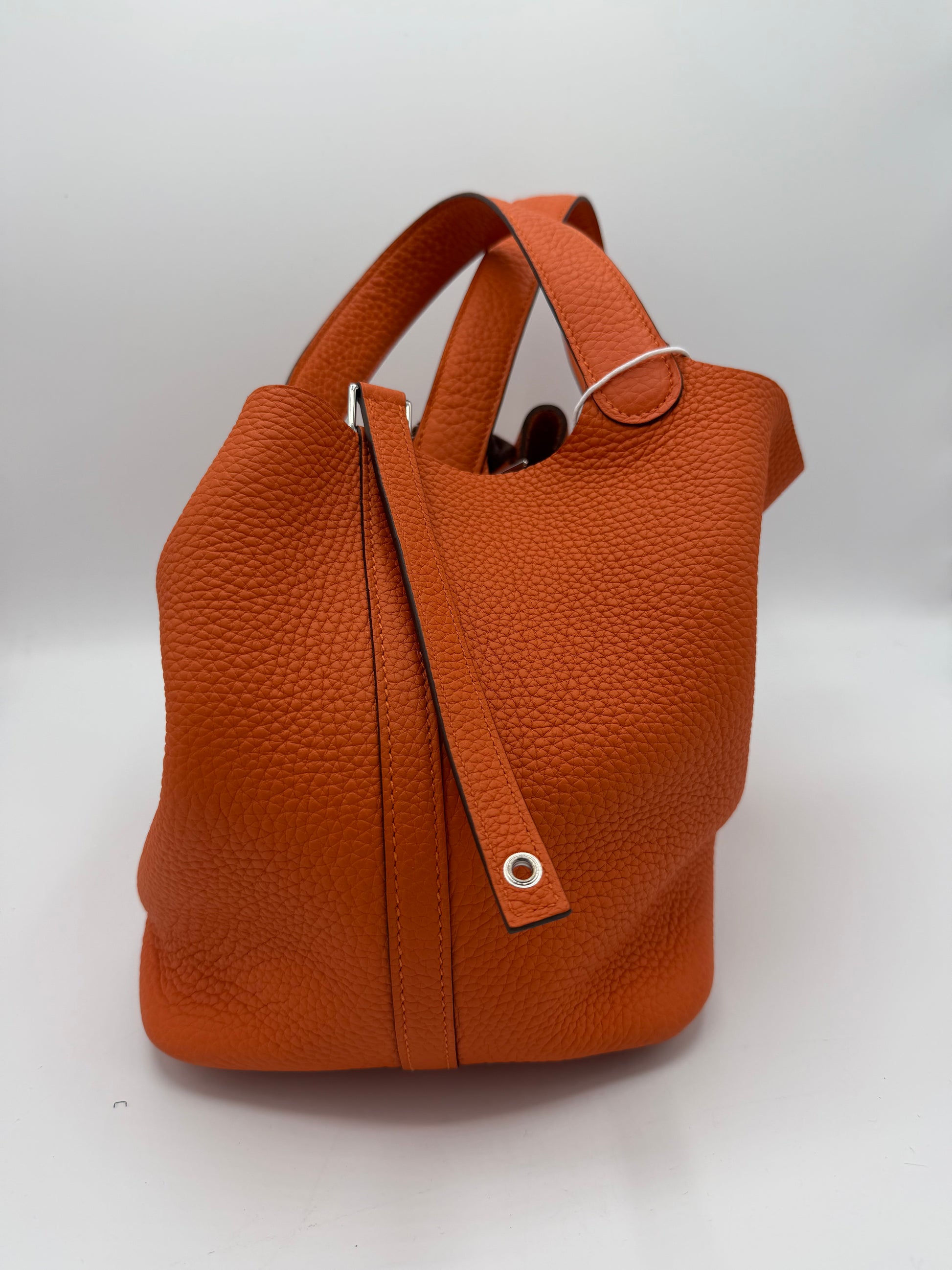 Picotin Lock 22 Orange Clemence Palladium Hardware