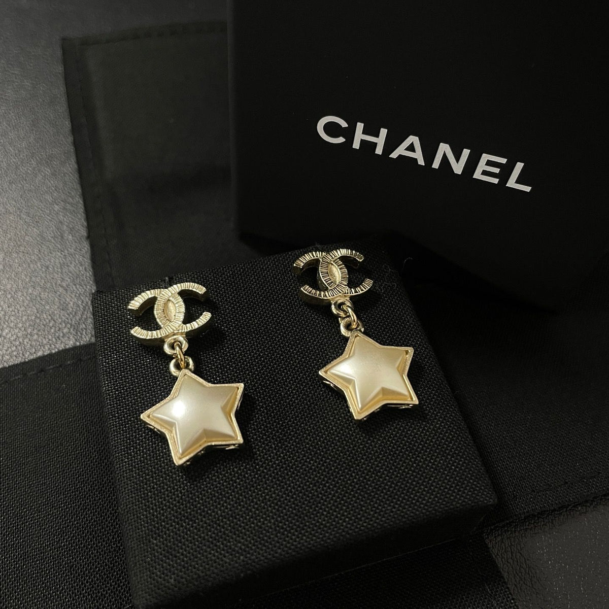 Chanel CC Star Pearl Drop Pierced Earrings twins LDZ1424