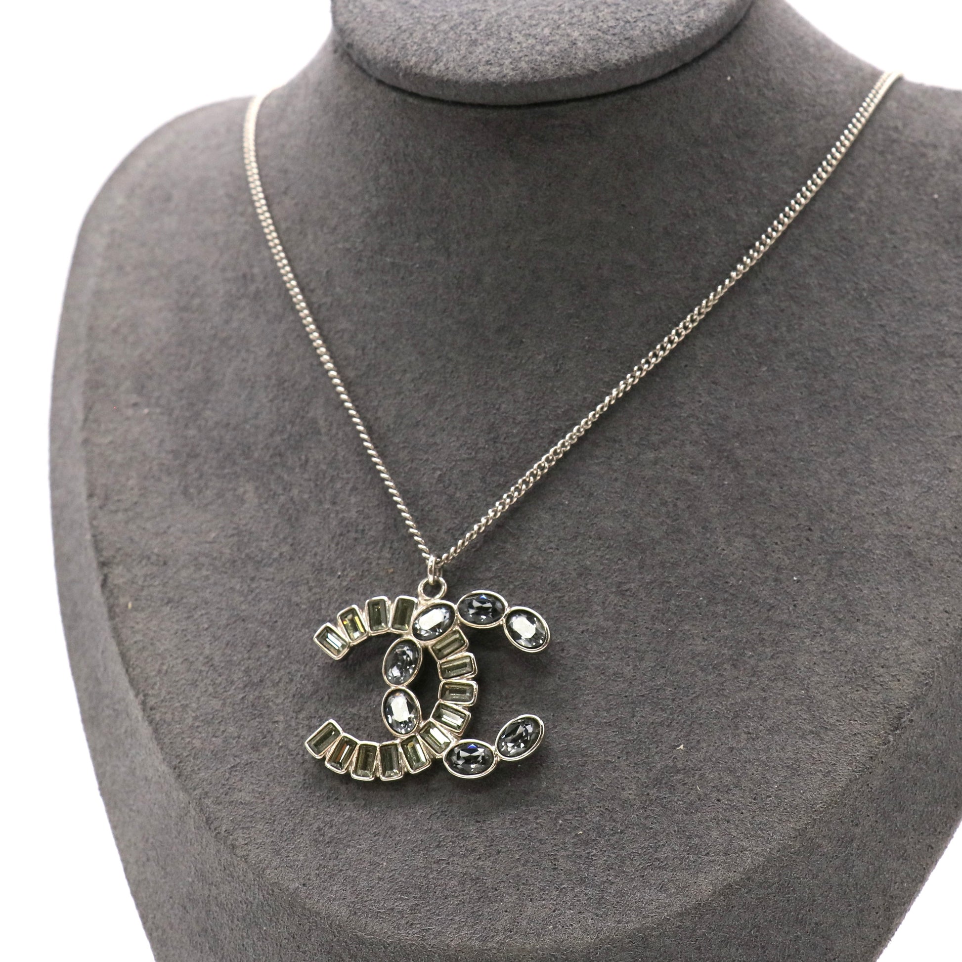 Chanel Assorted Crystals CC Pendant Necklace twins LDZ576