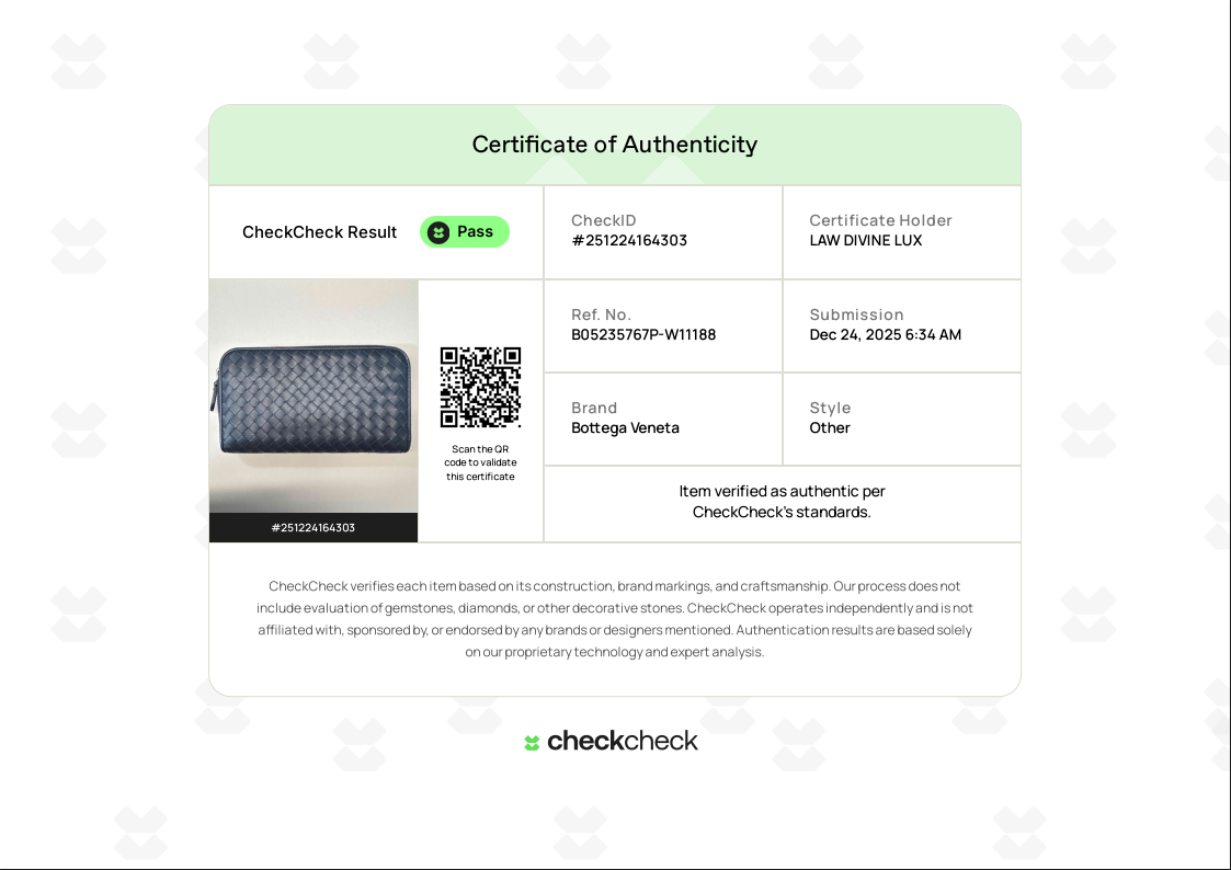 Intrecciato Continental Zip Interlocking CC Logo Continental Wallet