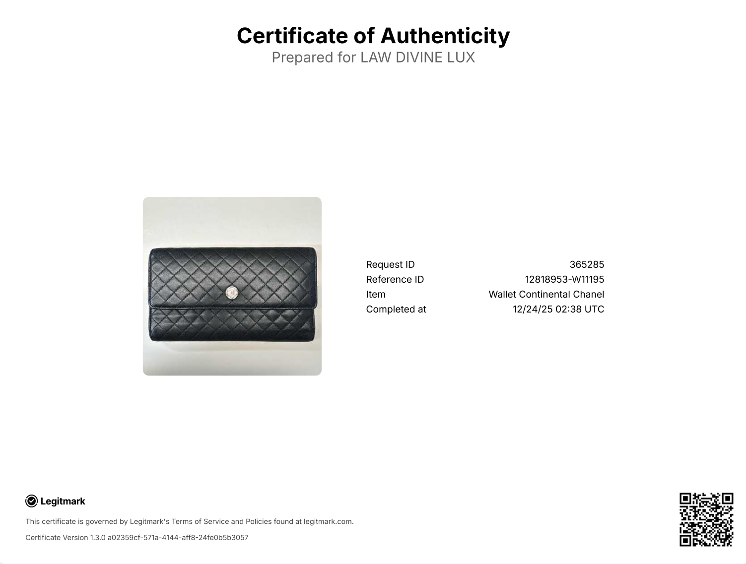 CC Button Trifold Wallet Leather