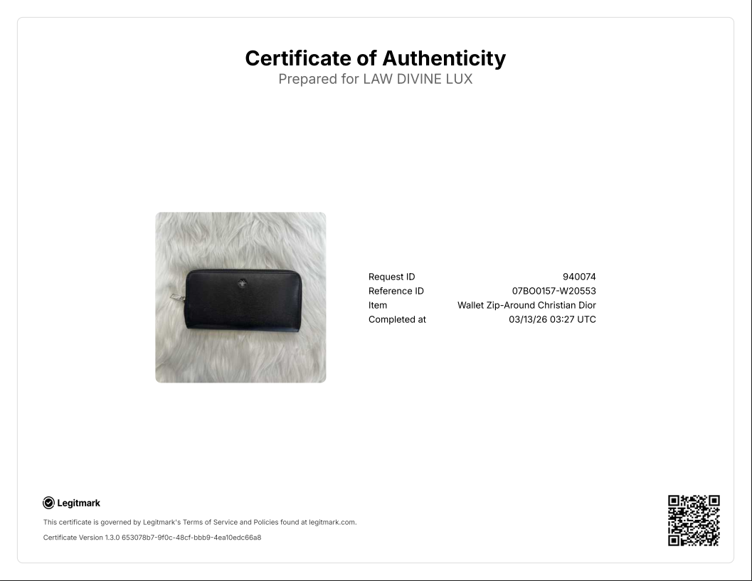 Black leather wallet with a metal bee motif W20553