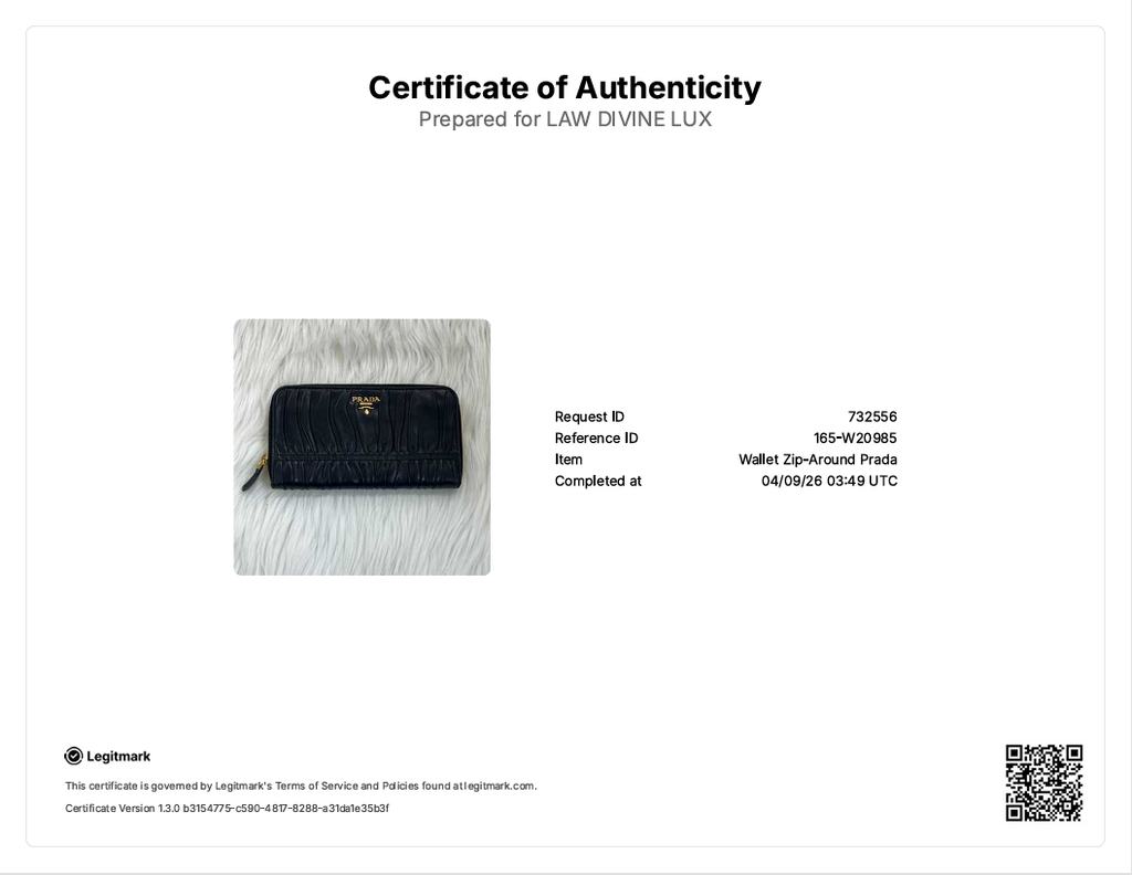 Nappa Gaufre Leather Wristlet W20985