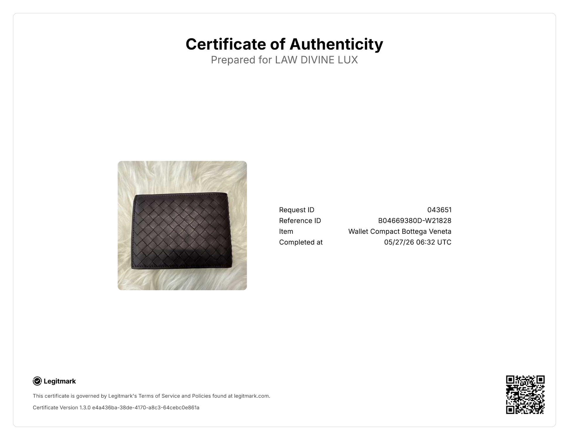 Bottega Veneta Intrecciato Bi-Fold Wallet W21828