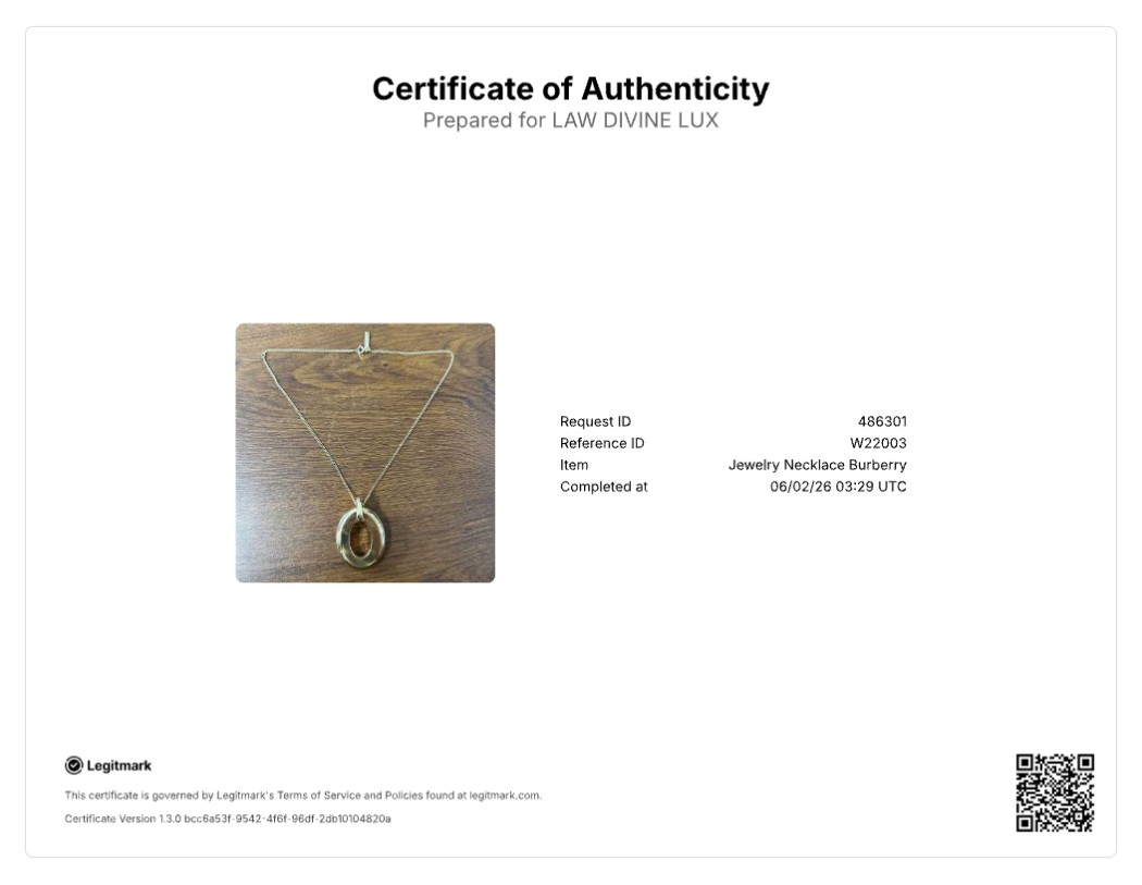 Burberry London England necklace W22003