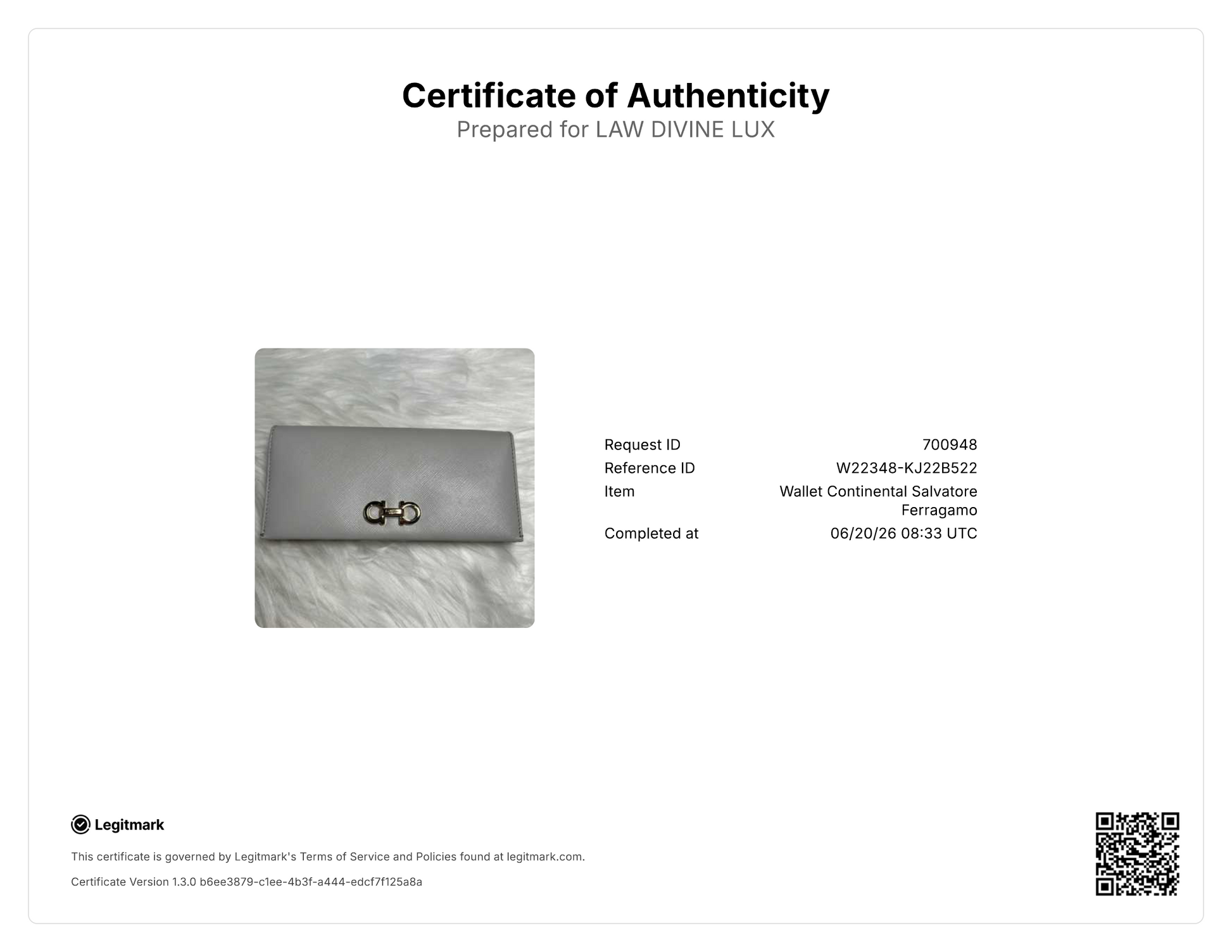 Ferragamo Gancini Icona Saffiano Flap Wallet W22348