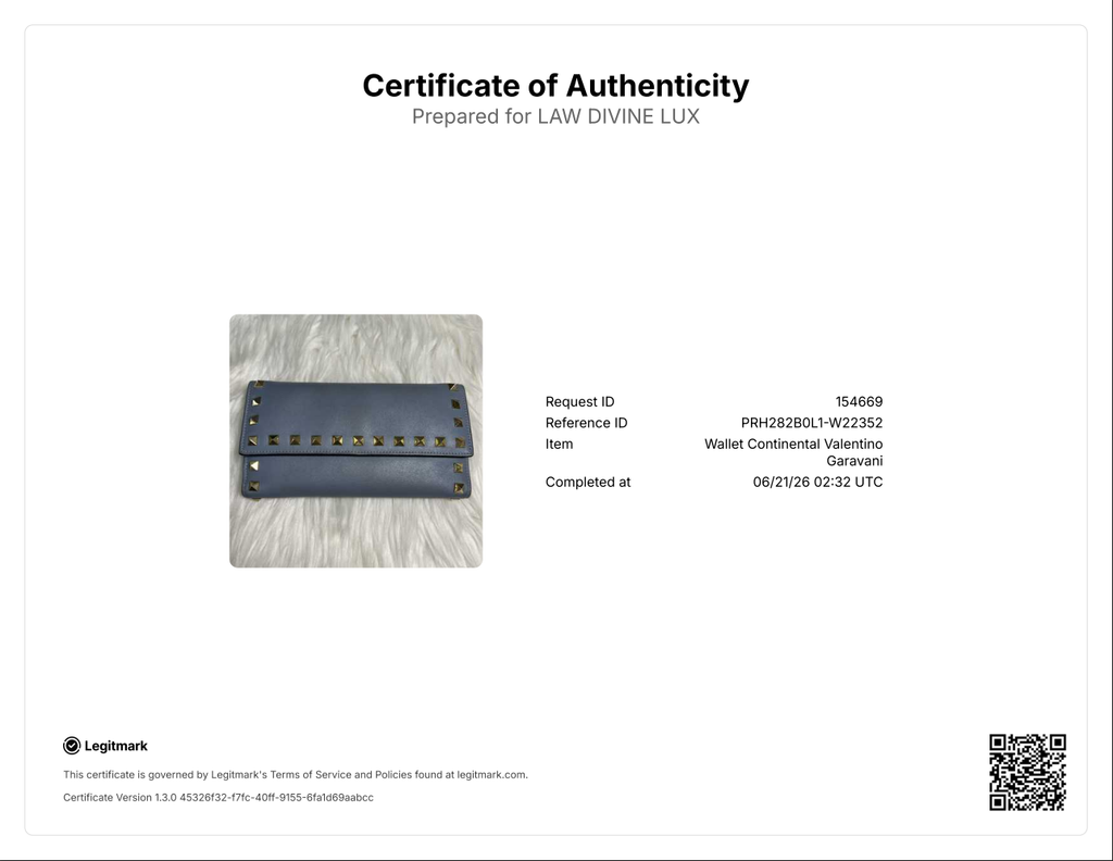 Leather Rockstud Continental Wallet W22352