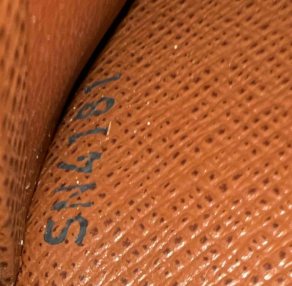 Louis Vuitton Zippy Wallet Monogram W23429