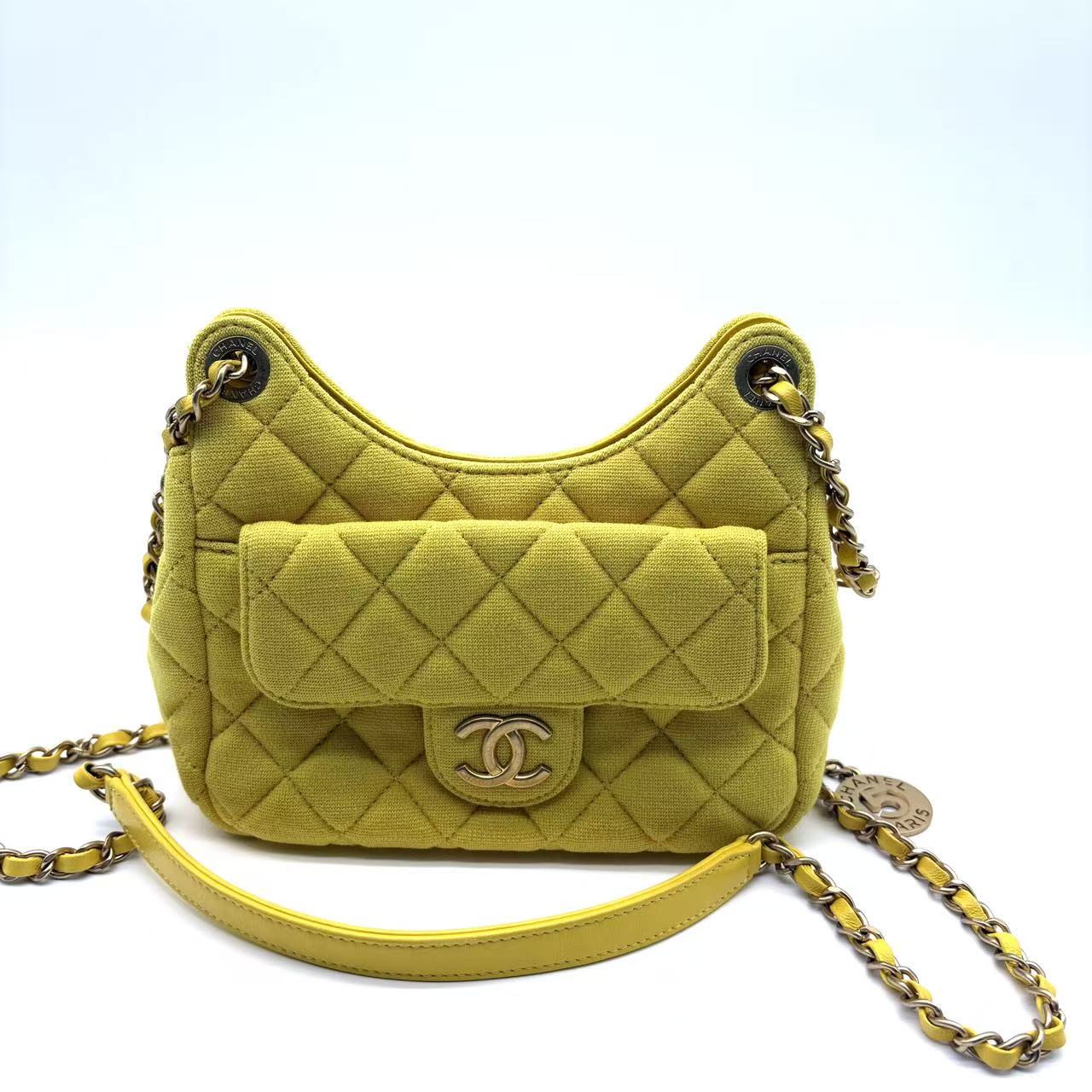 Wavy CC Hobo Quilted Jersey Small
