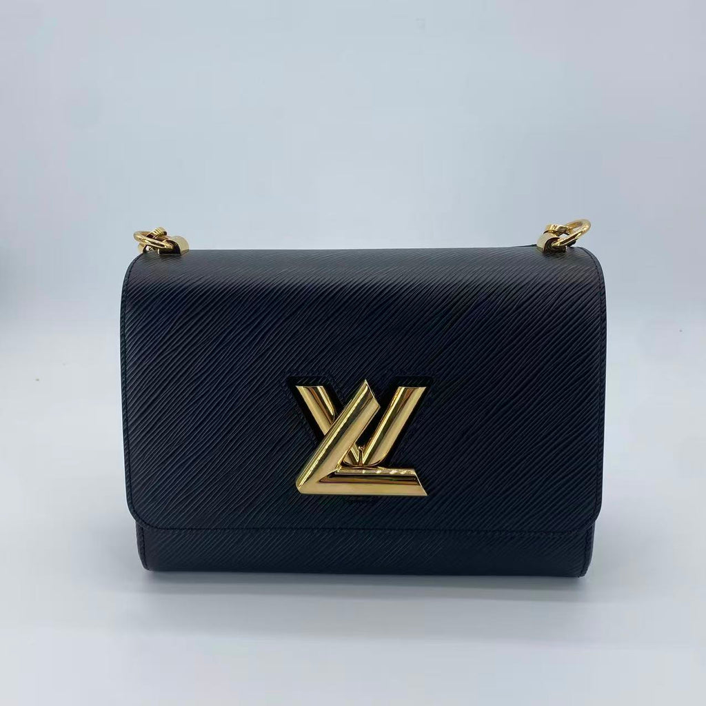 Twist MM Chain Bag