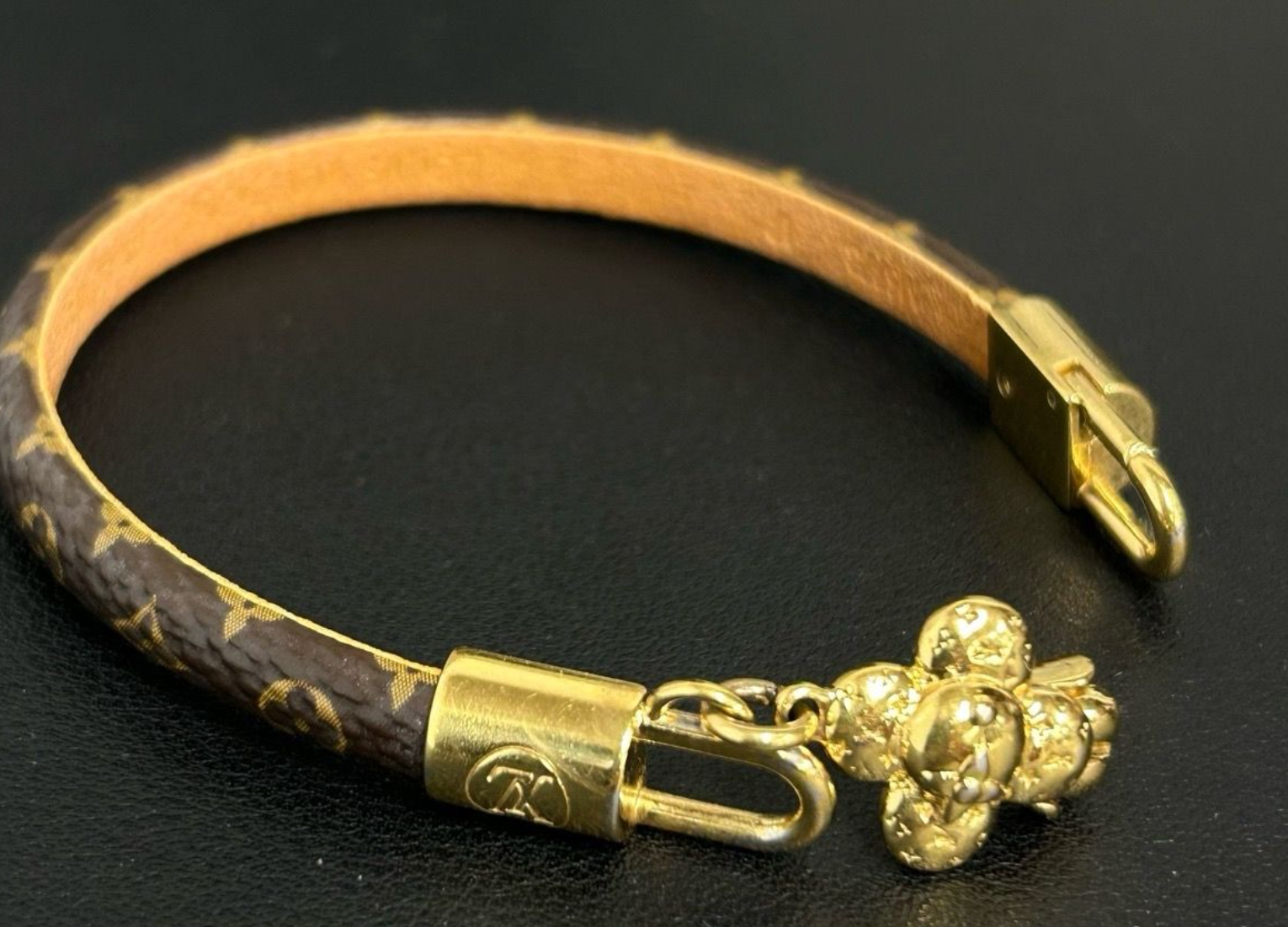 Louis Vuitton Monogram Vivienne Bracelet  twins LDZ650