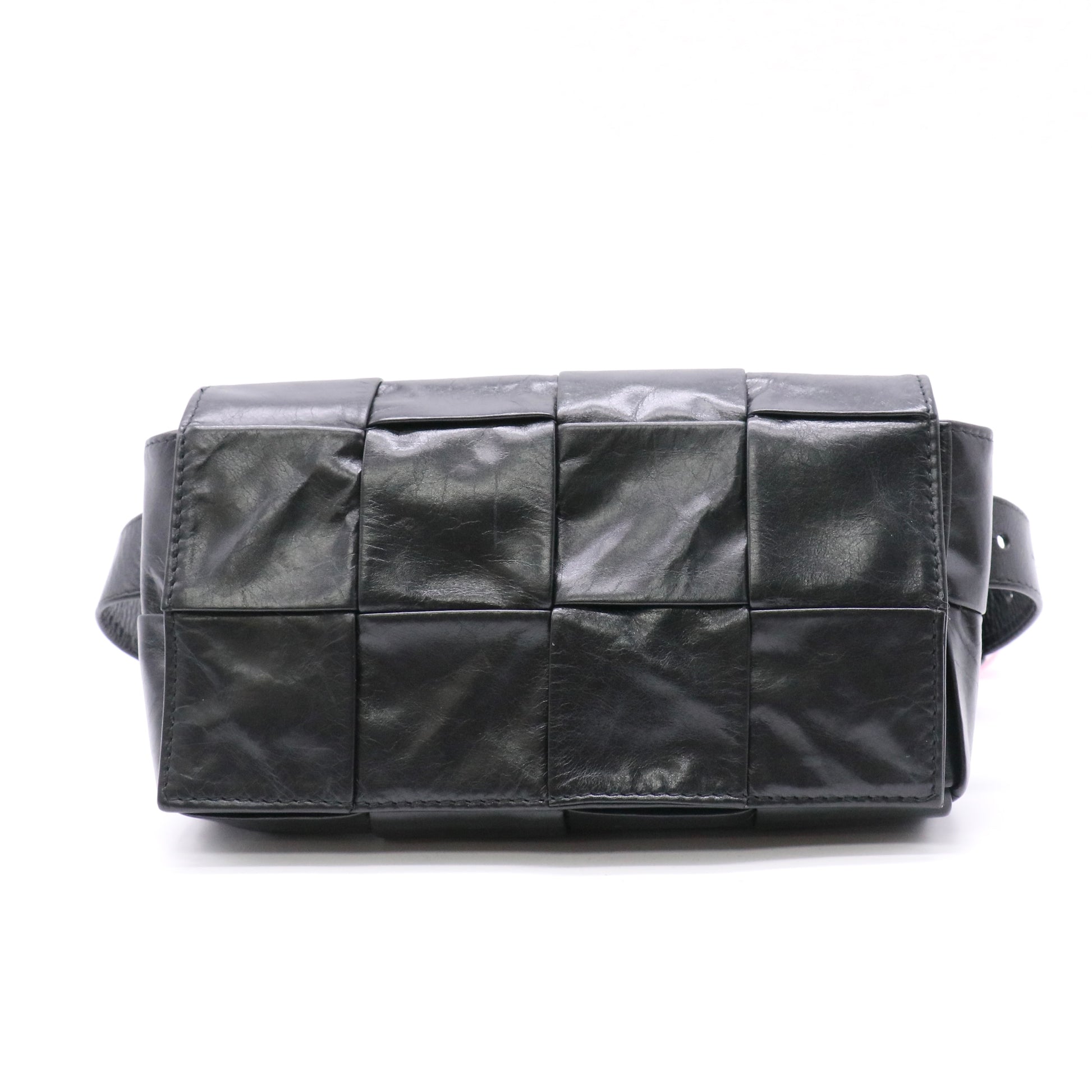 Bottega Veneta Paper Calfskin Maxi Intreccio Cassette  Bag twins LDJ5765