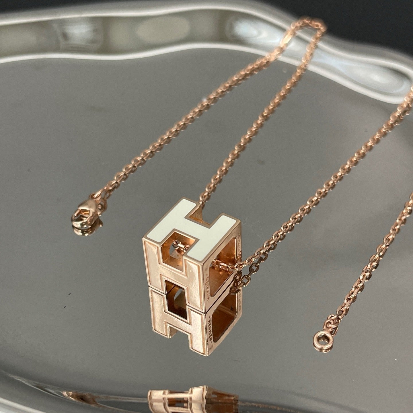 Hermes Rose Gold Lacquered Cage d'H Pendant Necklace twins LDZ467
