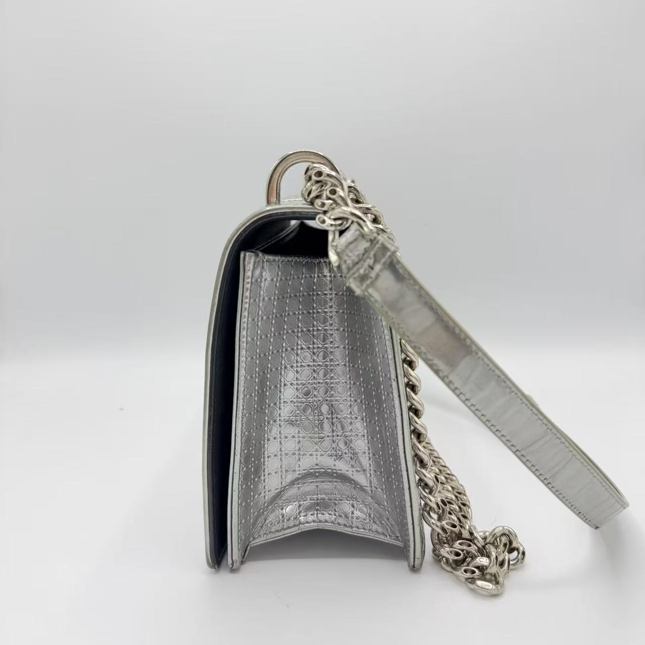 Diorama Flap Bag Cannage Embossed Calfskin Medium