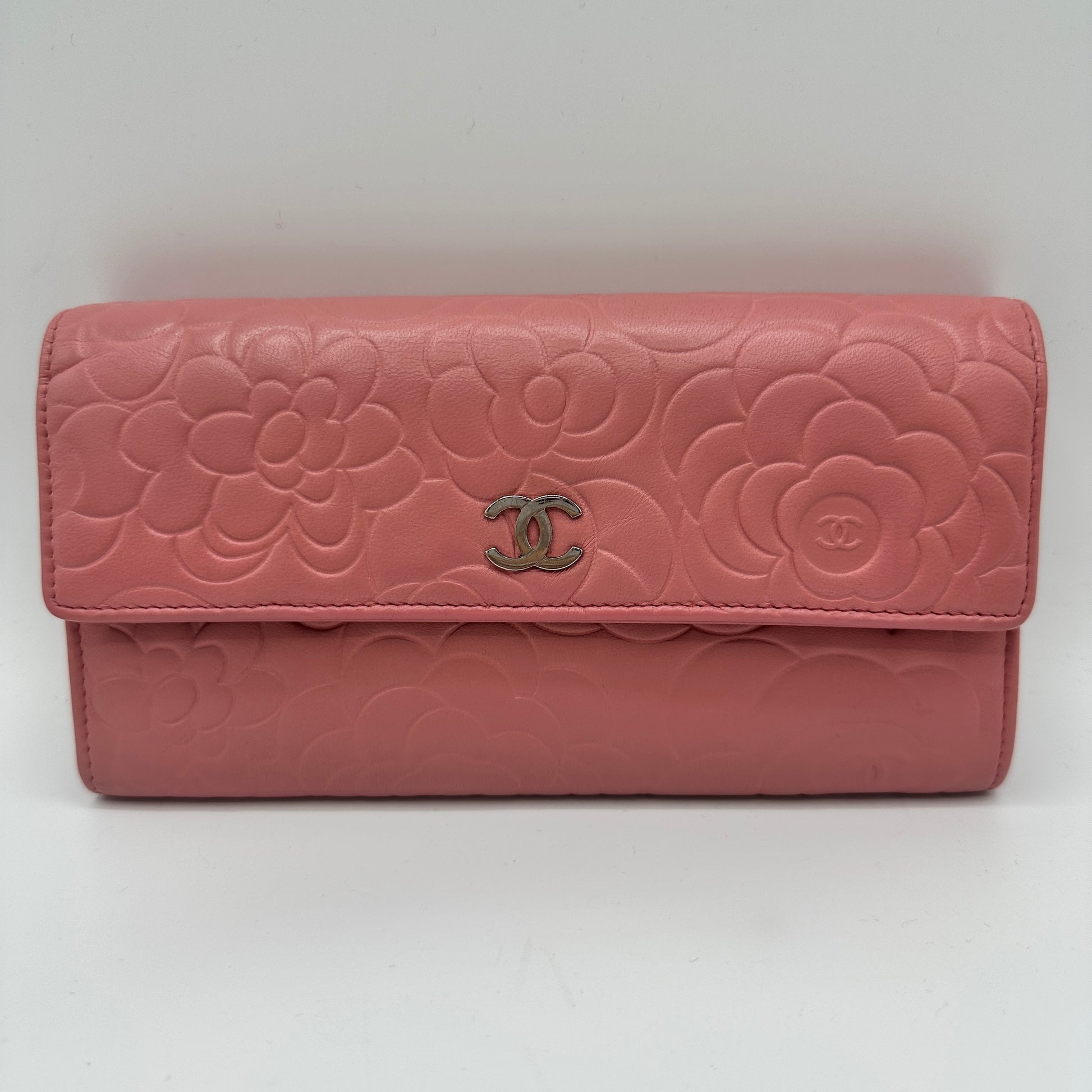 Camellia Embossed Flap Wallet Pink