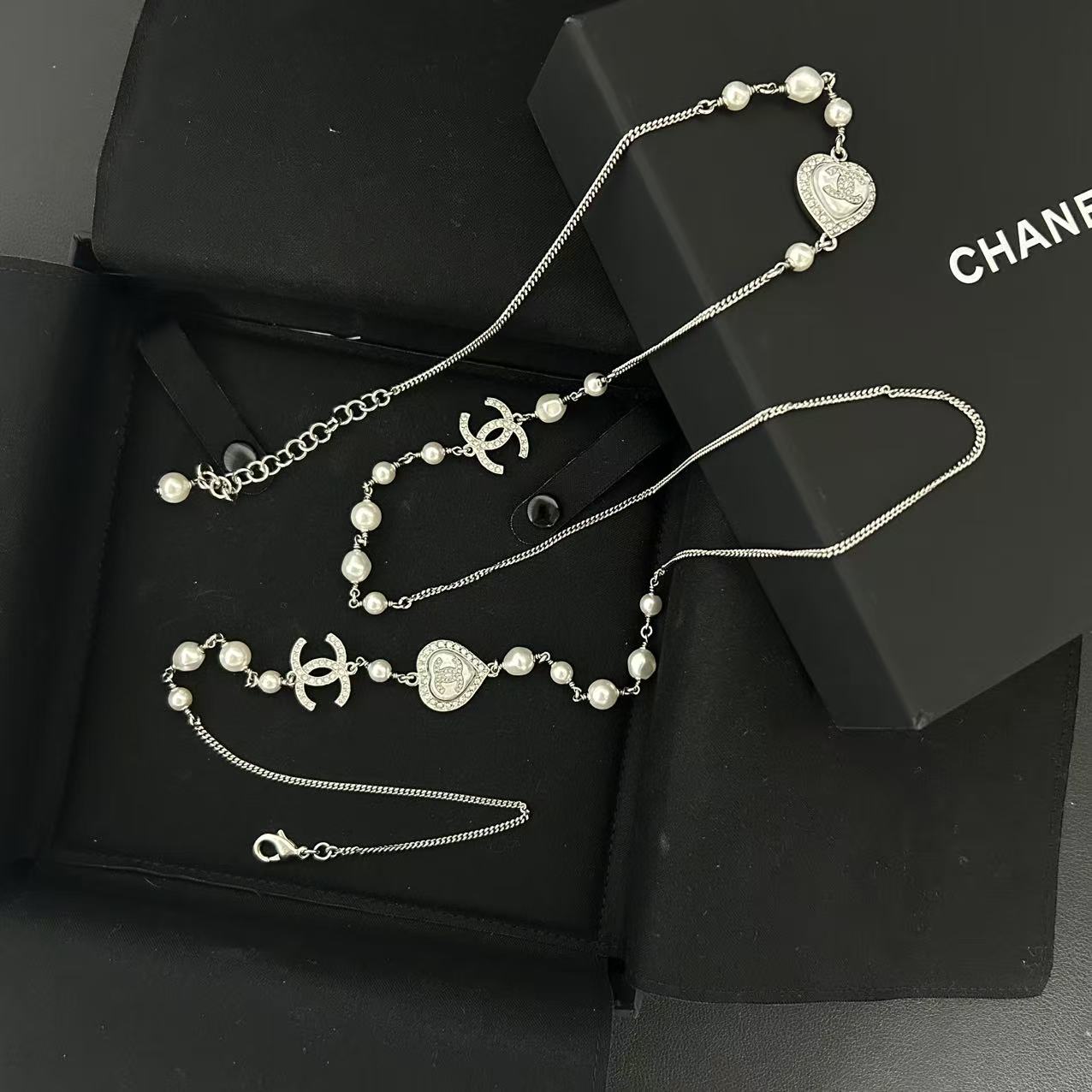 CHANEL Pearl Crystal CC Long Necklace twins LDZ208