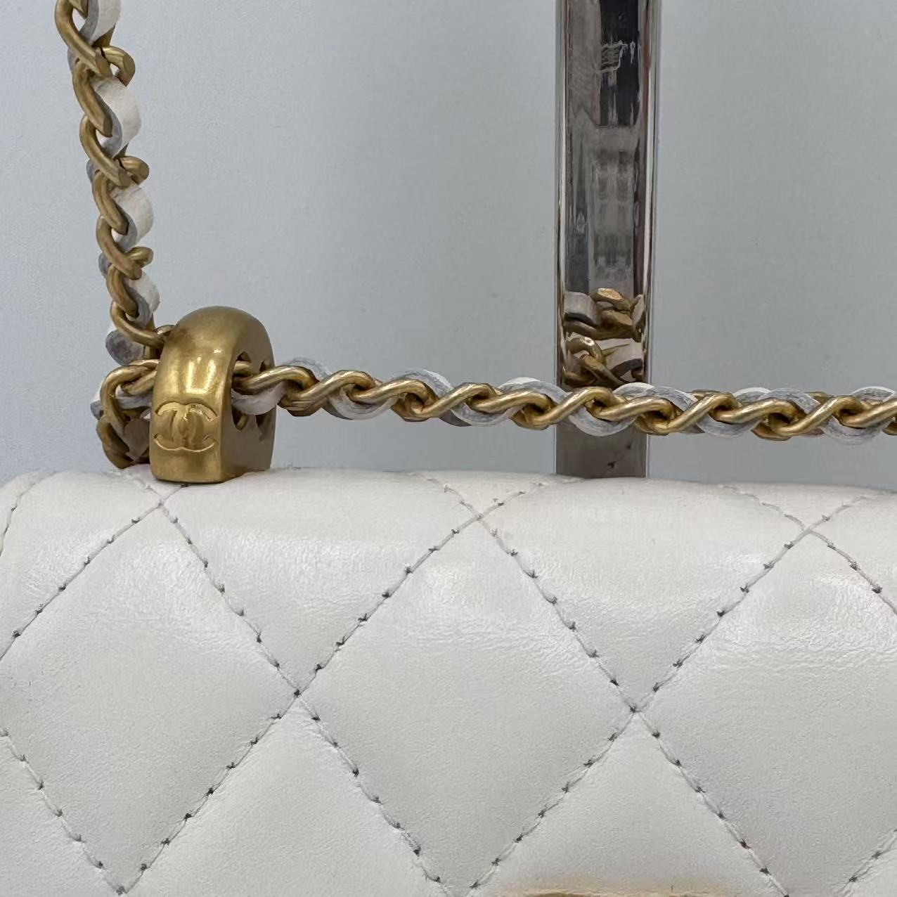 Chanel  Calfskin Quilted Perfect Fit Coin Purse With Chain White