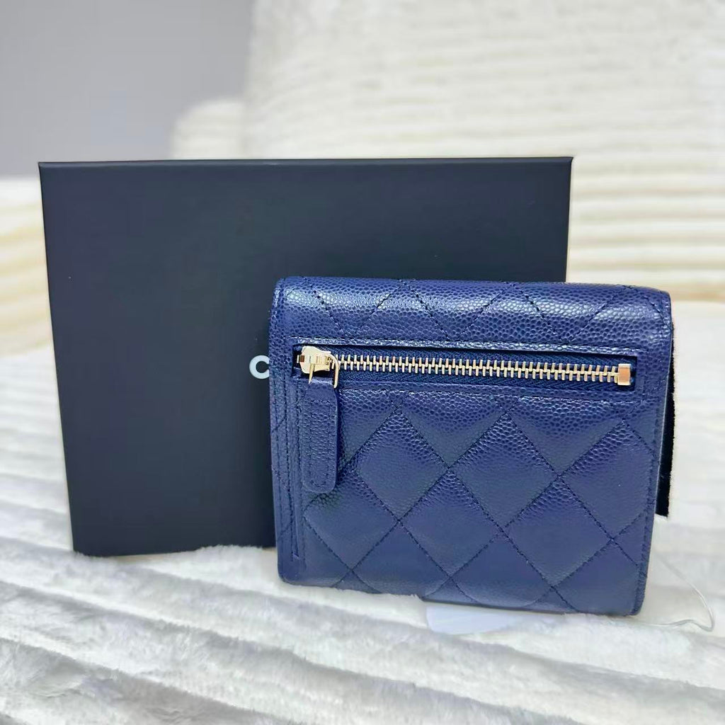 CC Compact Classic Flap Wallet Quilted Caviar
