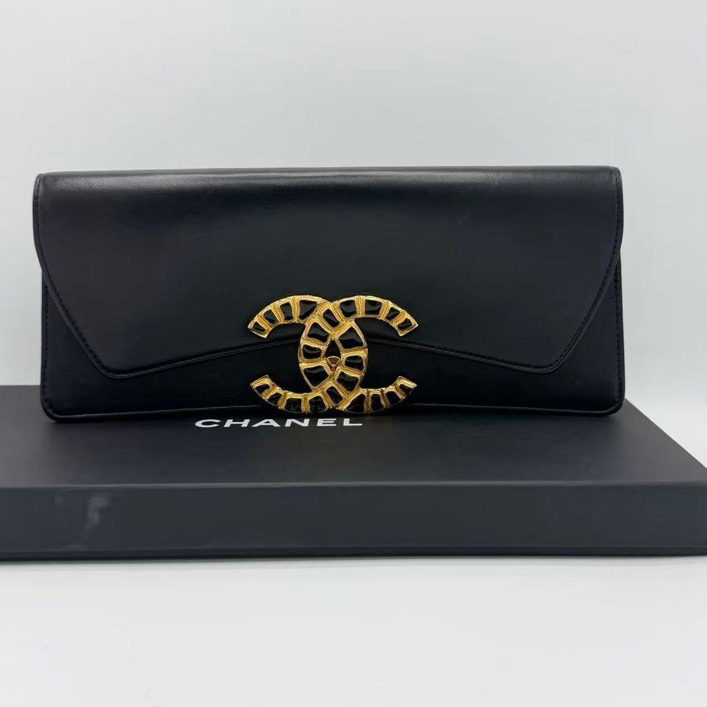 Lambskin Evening In Egypt Clutch Black