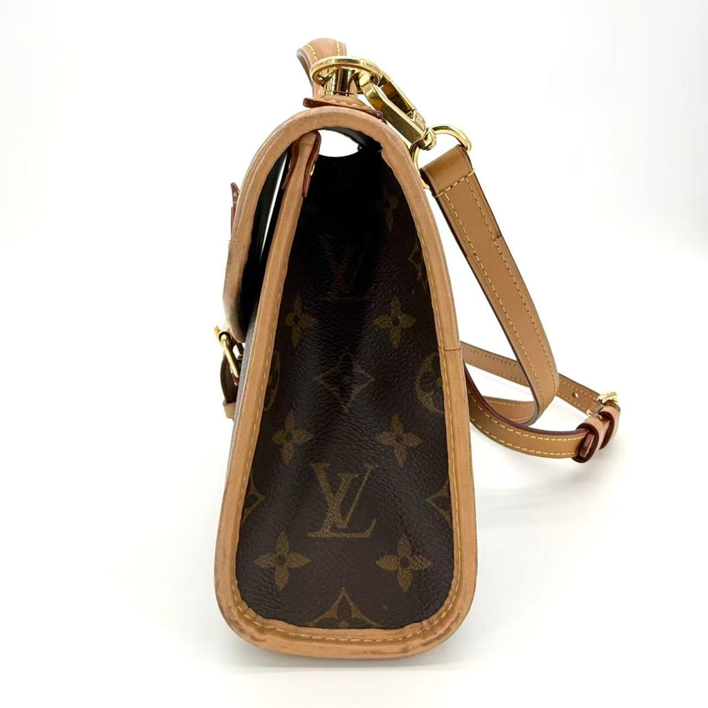 Monogram LV Ivy