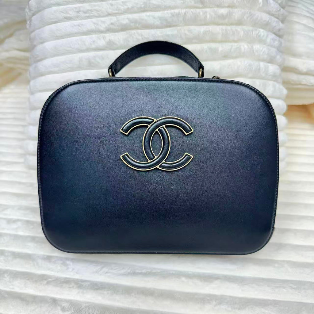 black goatskin leather coco curve small vanity case