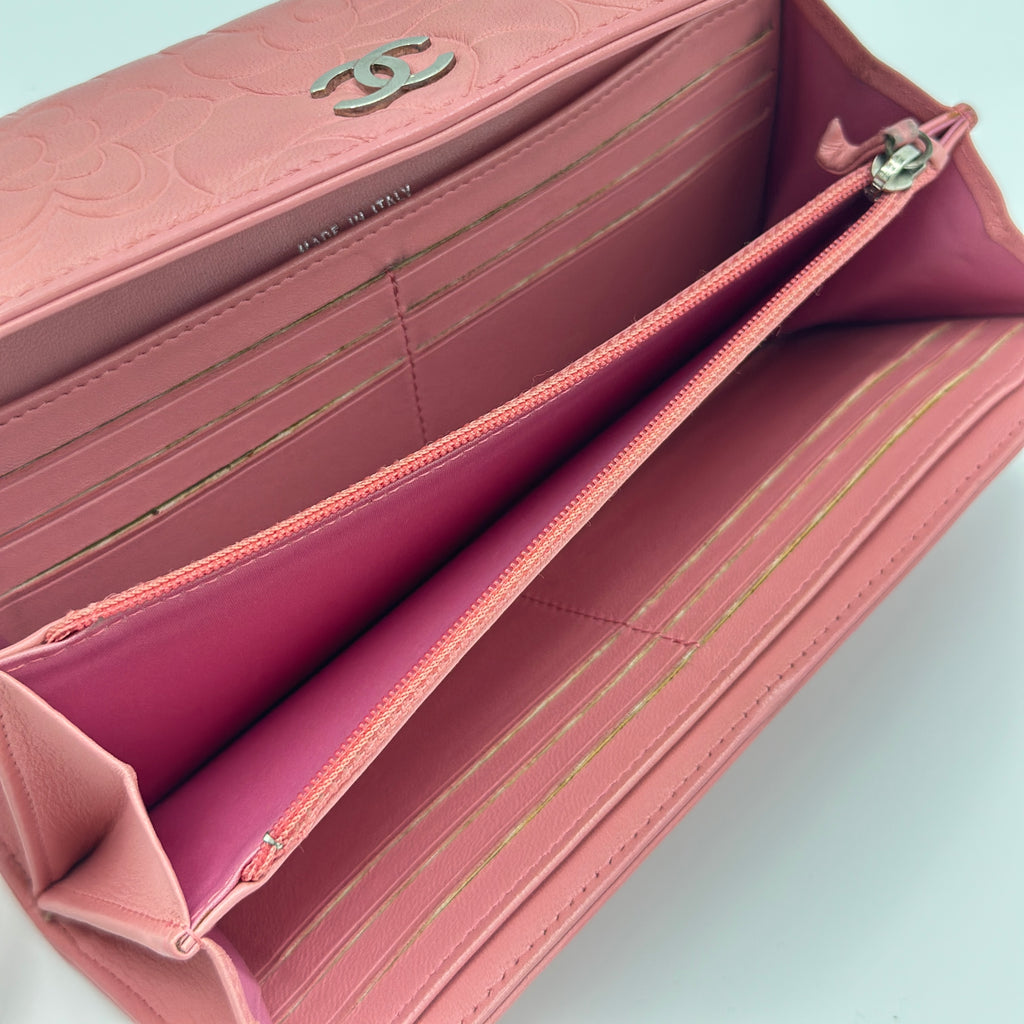 Camellia Embossed Flap Wallet Pink