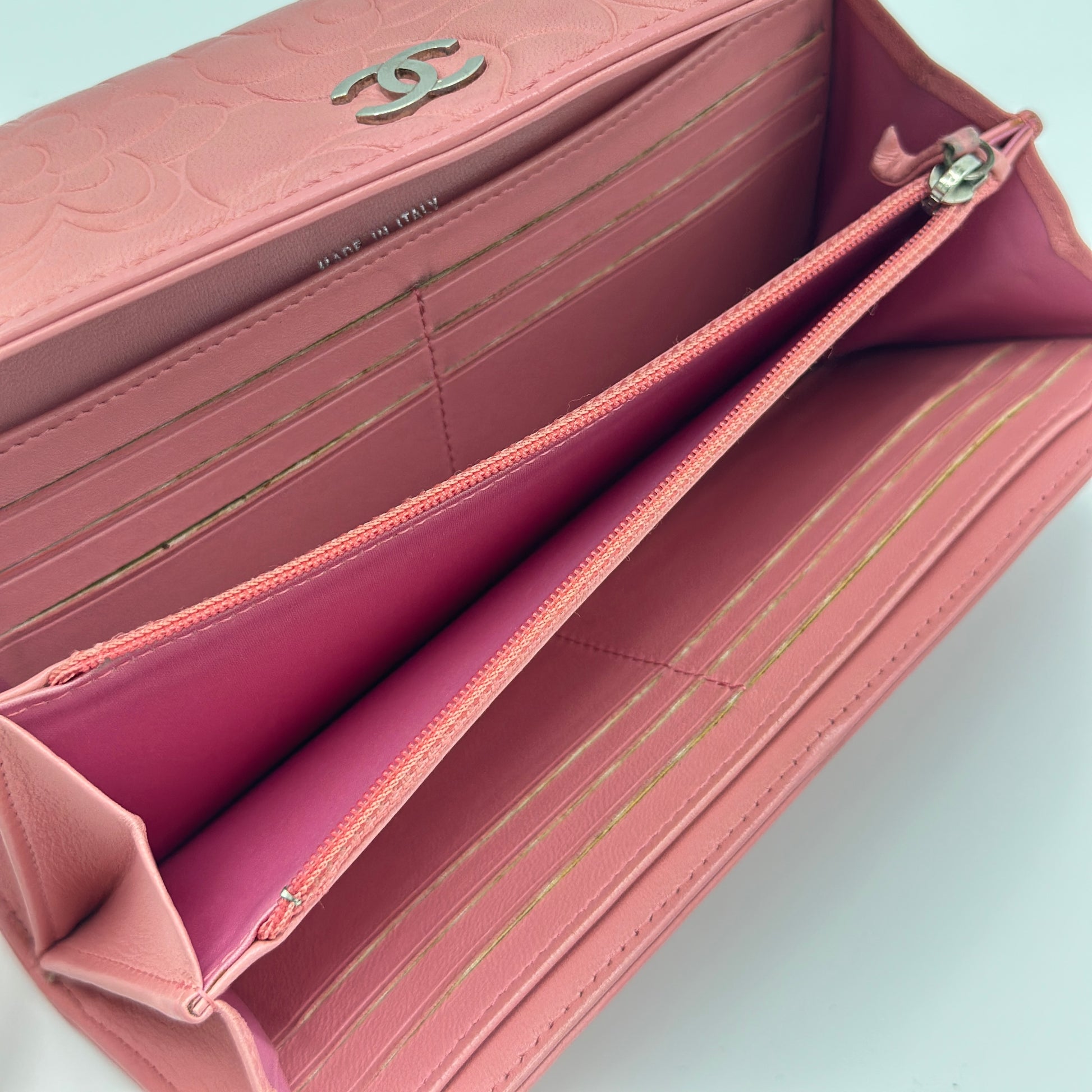 Camellia Embossed Flap Wallet Pink