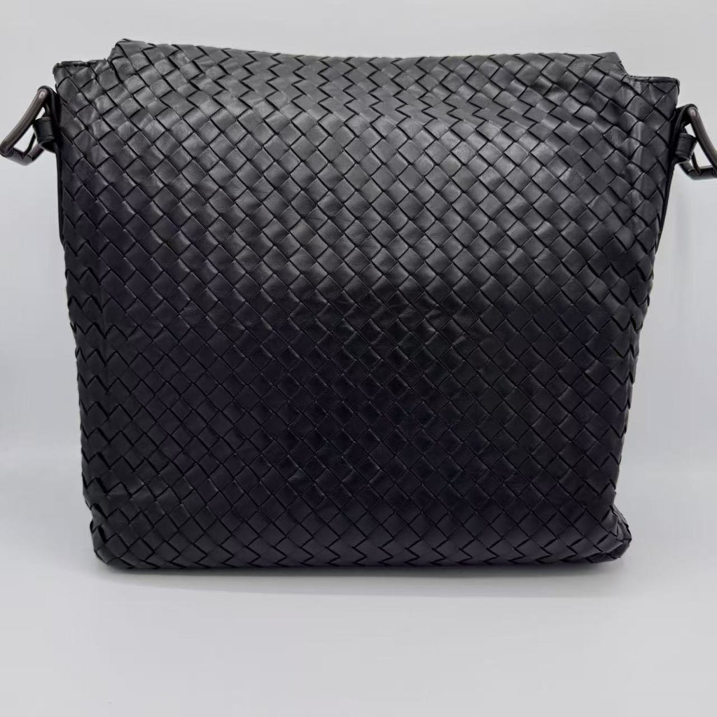 Bottega Veneta Square Flap Messenger Bag Intrecciato Nappa Medium