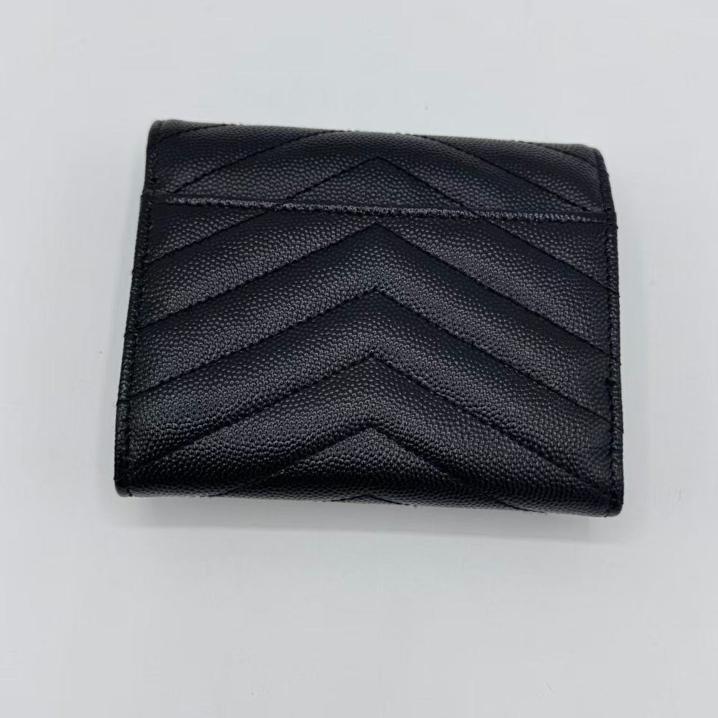 Monogram Trifold Wallet in Grained Leather Gisel