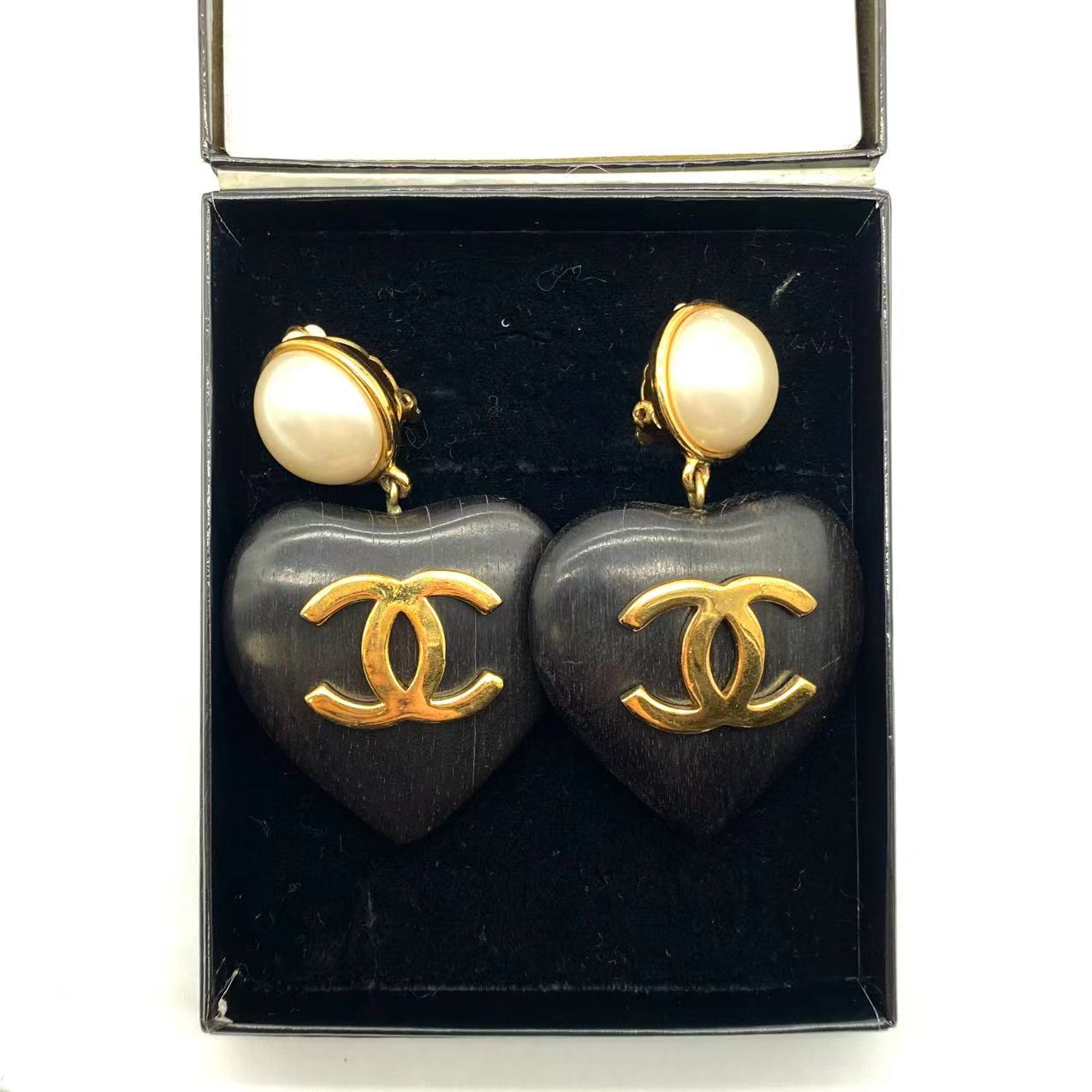 CHANEL Vintage Heart Shaped Clip On Earrings