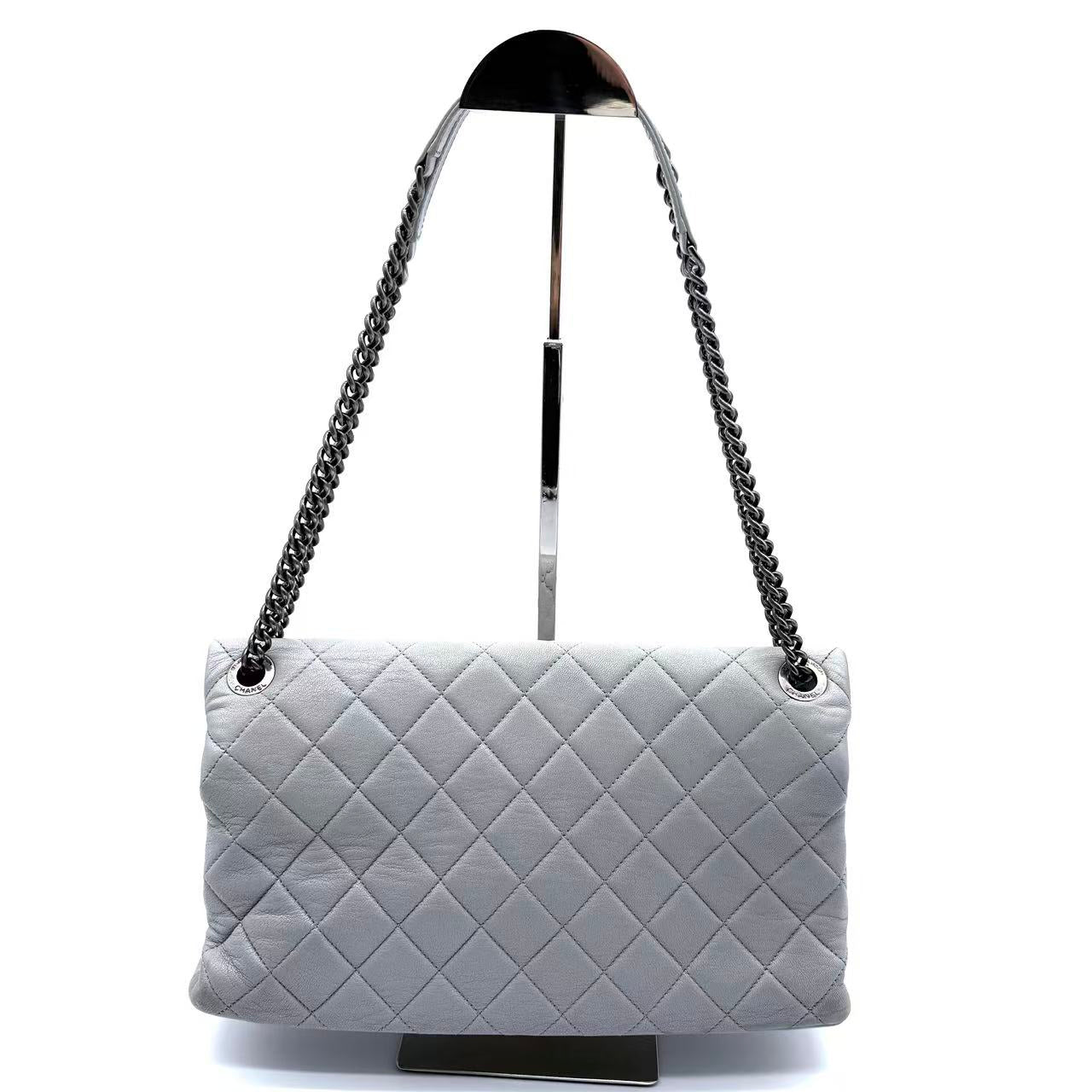 Classic Single Flap Bag Quilted Lambskin Medium
