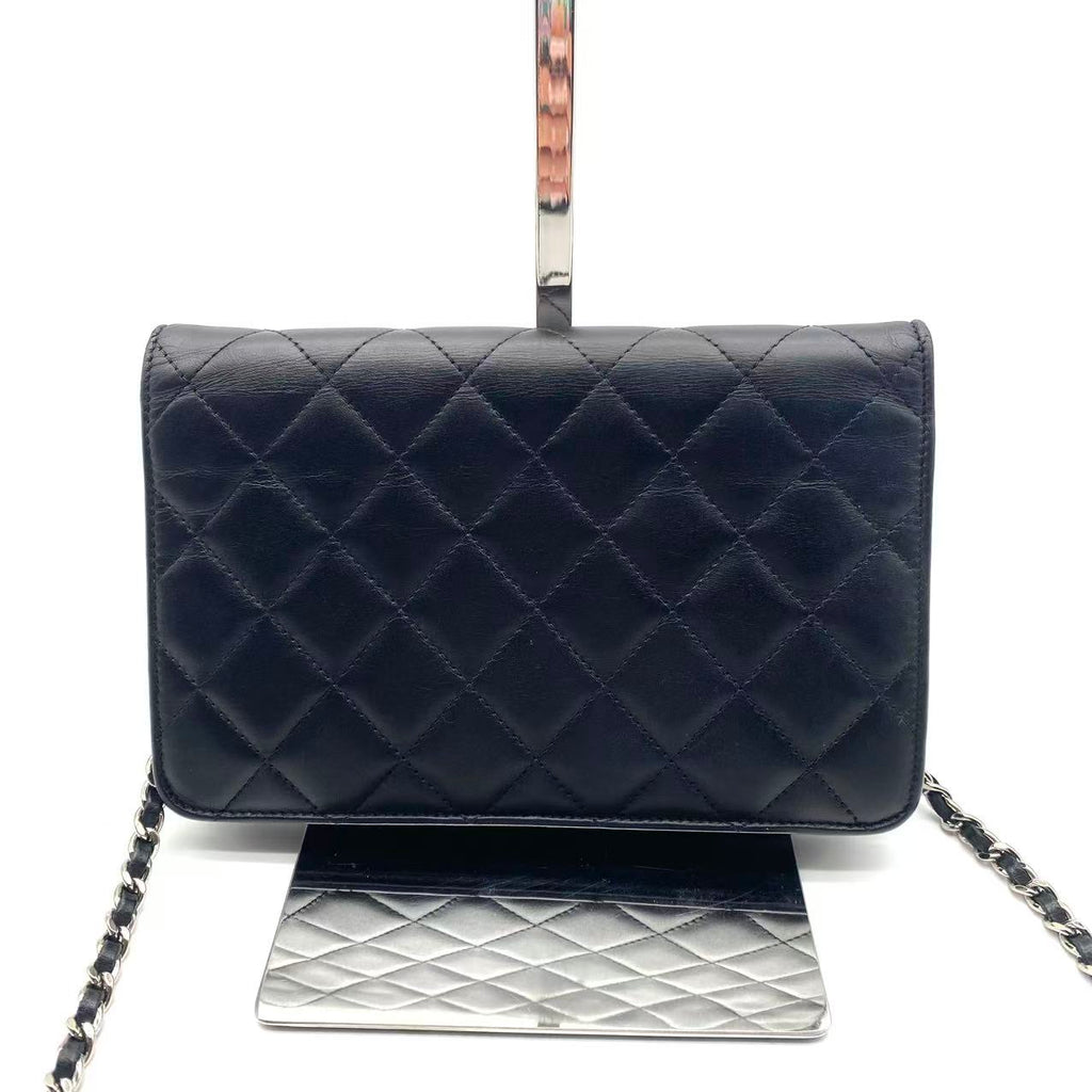 Wallet On Chain Cambon leather crossbody bag