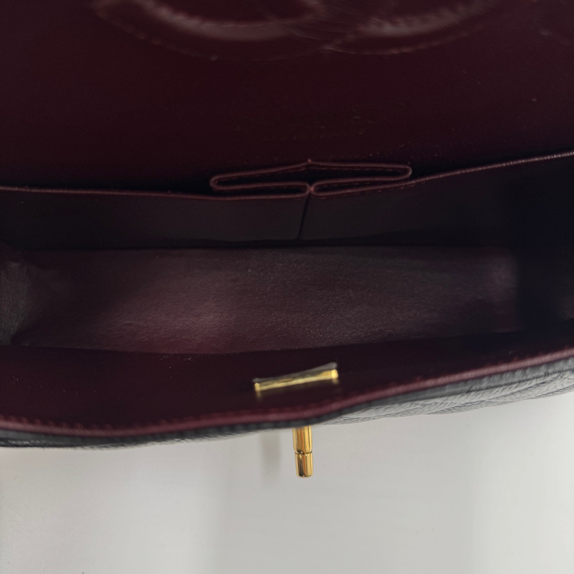 Classic double flap medium caviar black microchip